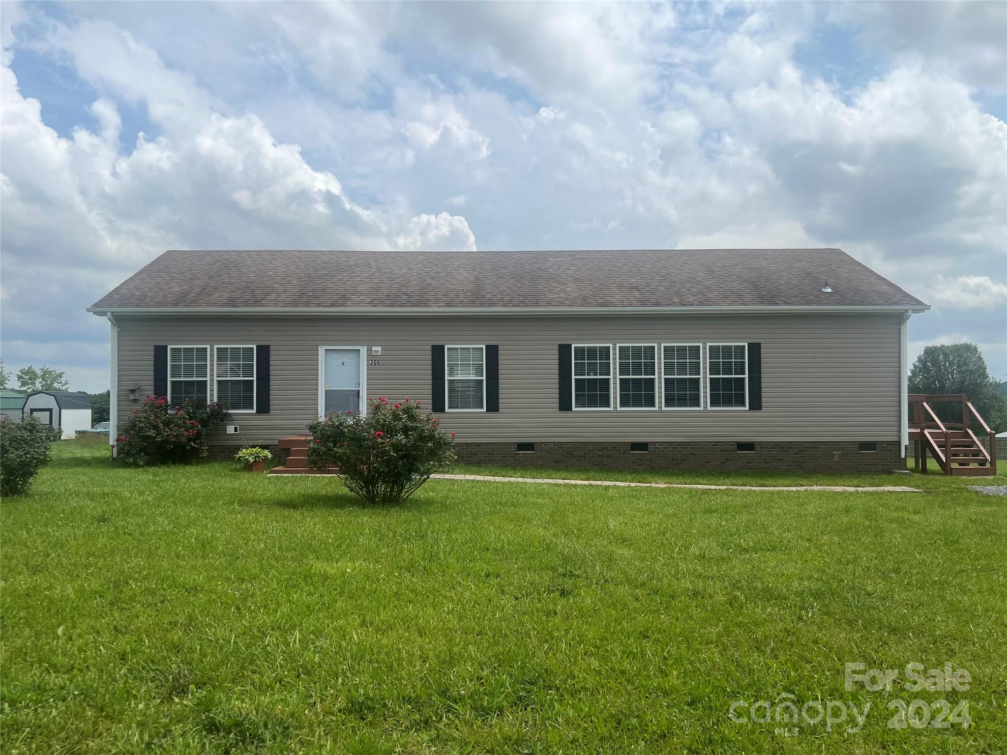 200 Olin Loop — photo