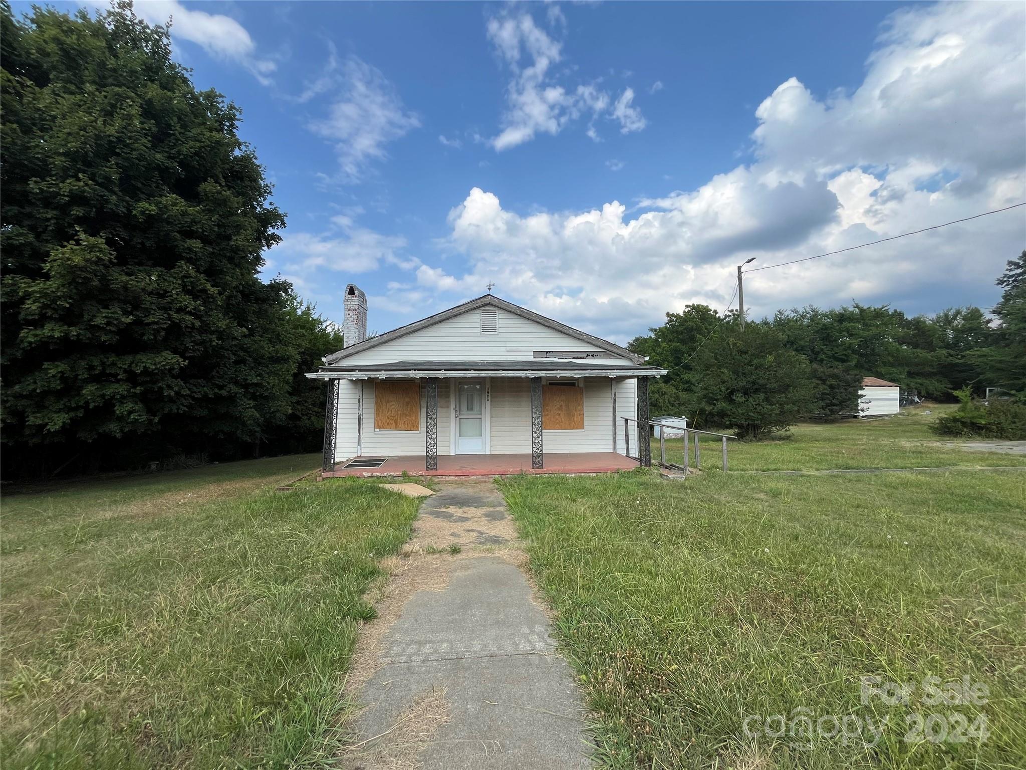 1900 Salome Church Road — photo