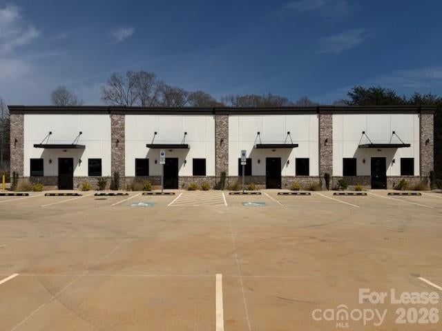 4738 Commons Drive 101-103 — photo