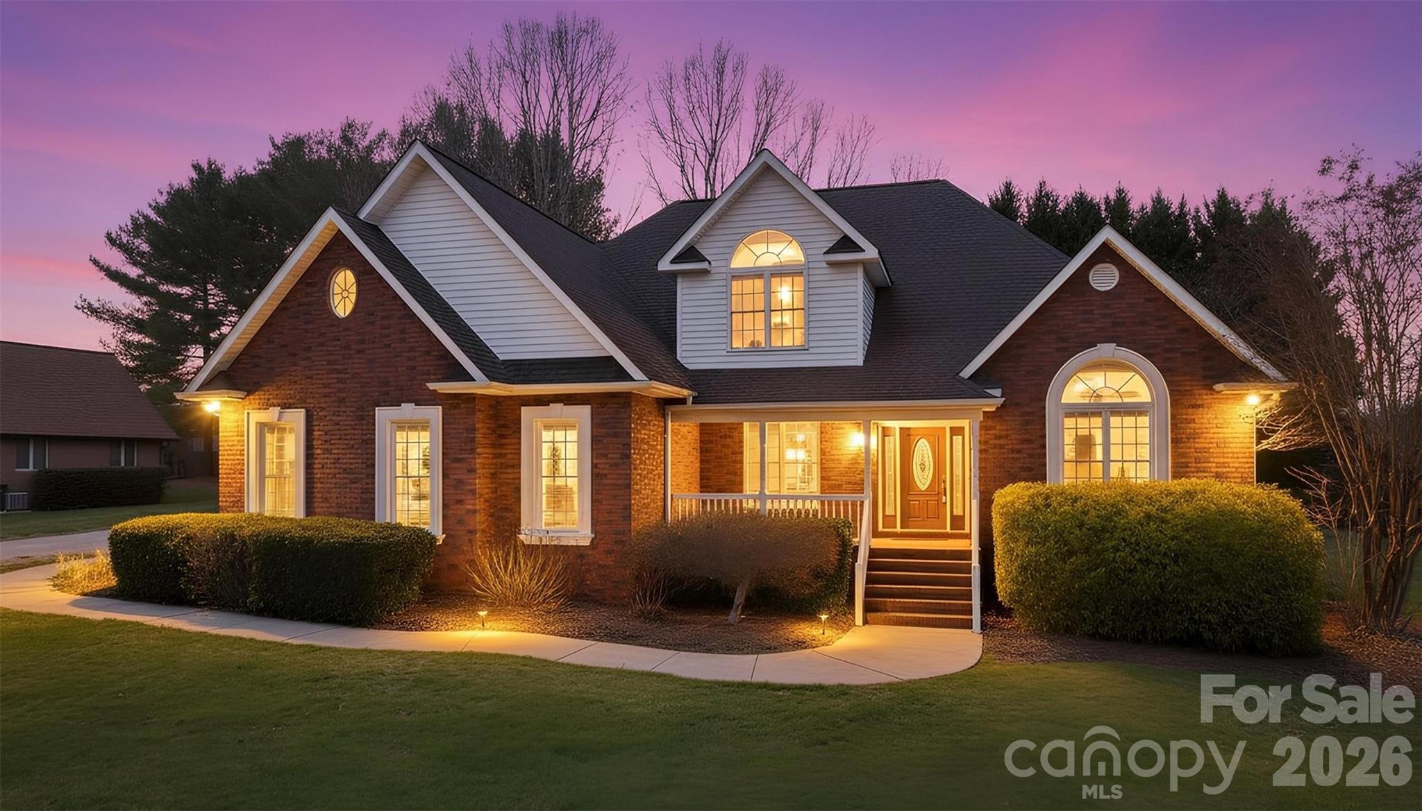 2488 Birdie Lane NE — photo