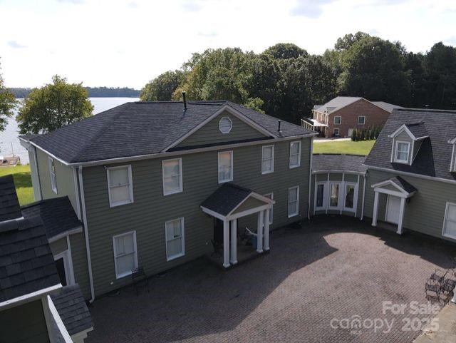 2111 Windermere Lane — photo