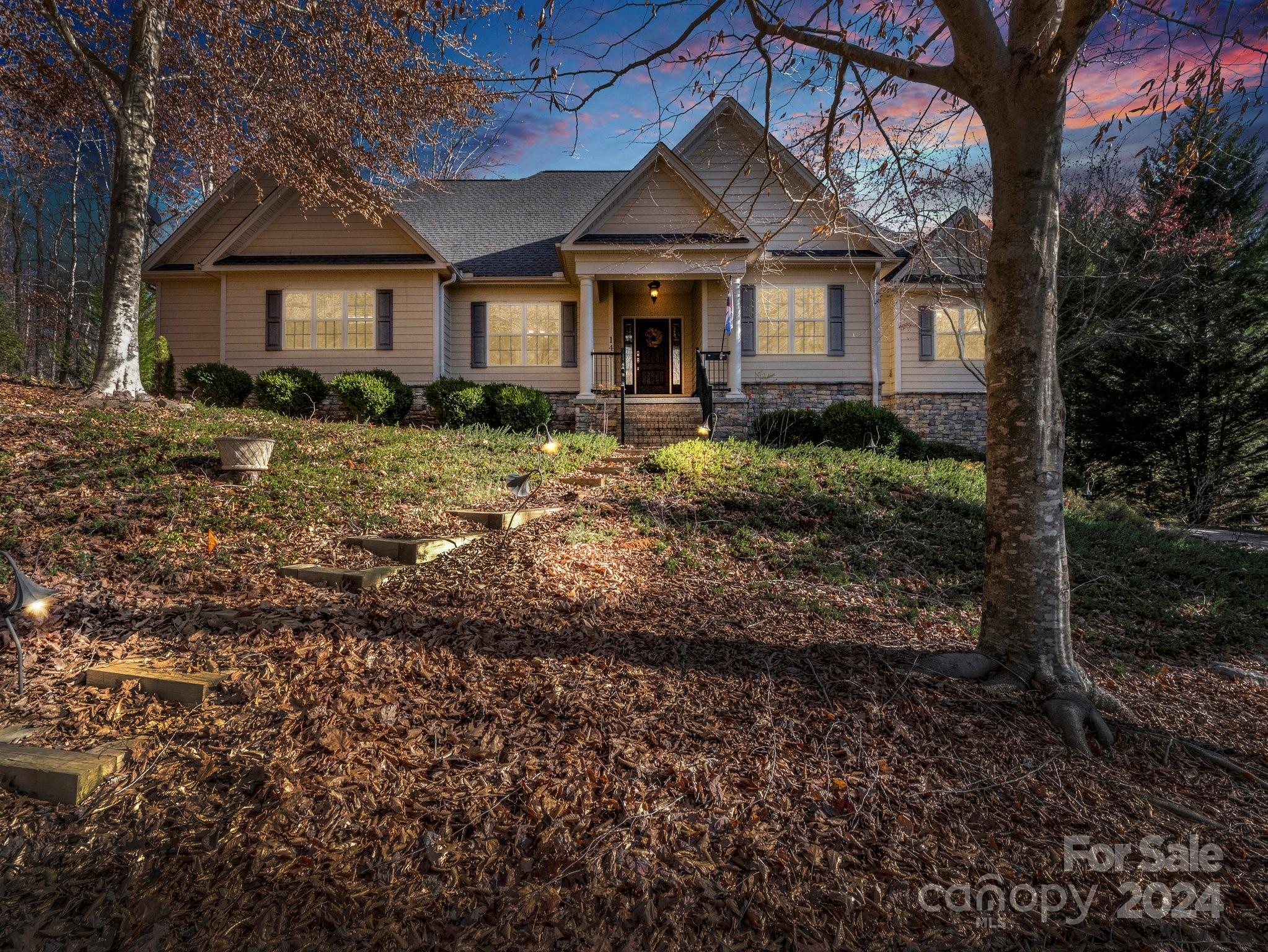 148 Courtland Court — photo