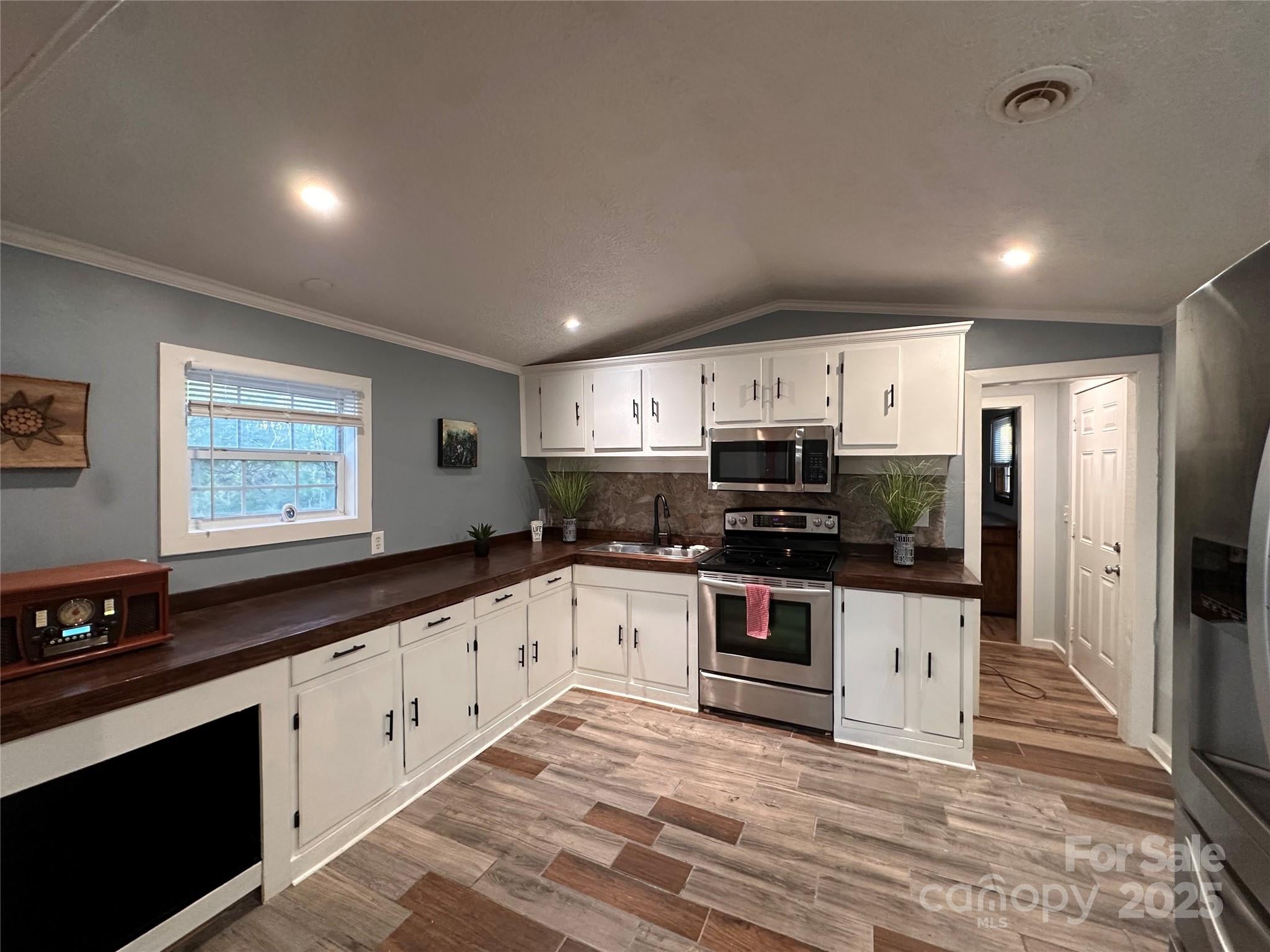 113 Highlander Street — photo