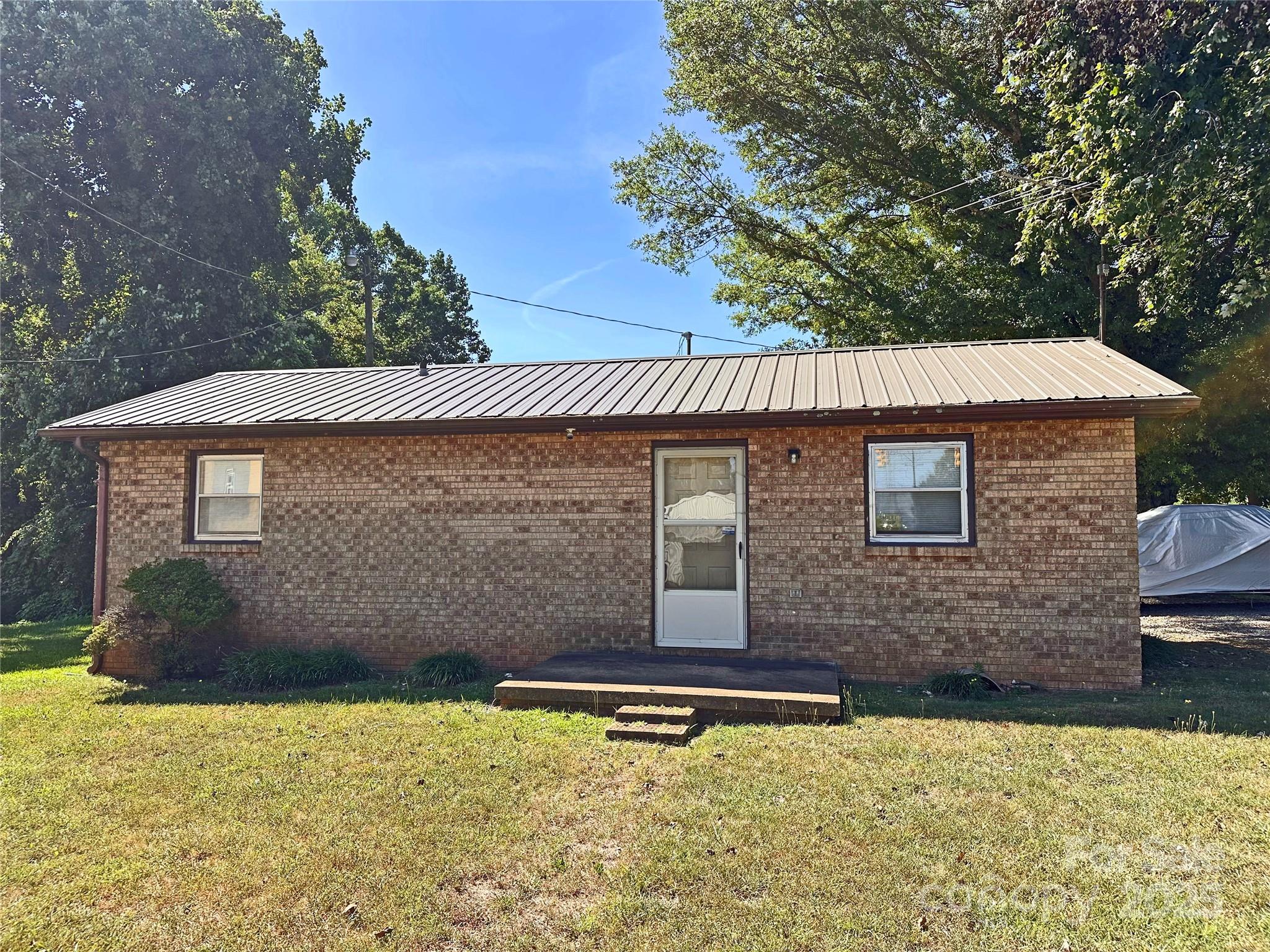 3624 Hickory Lincolnton Highway — photo
