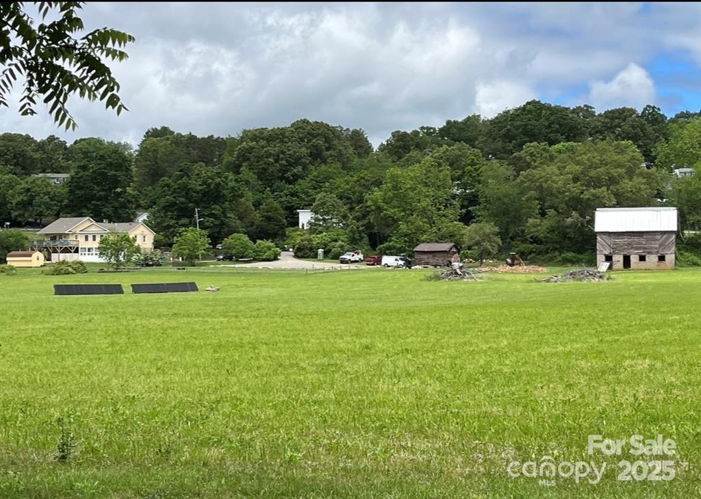 143 Reems Creek Road — photo