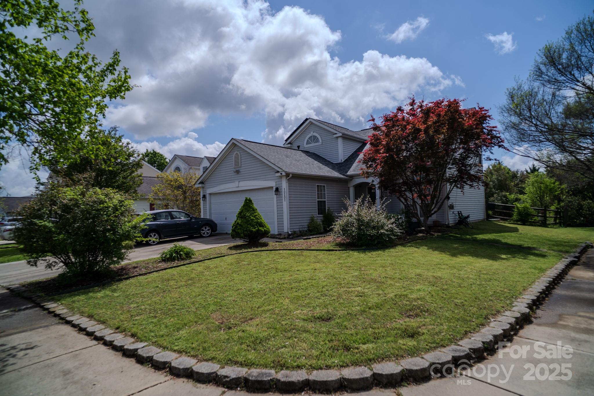 10202 Orchard Grass Court — photo