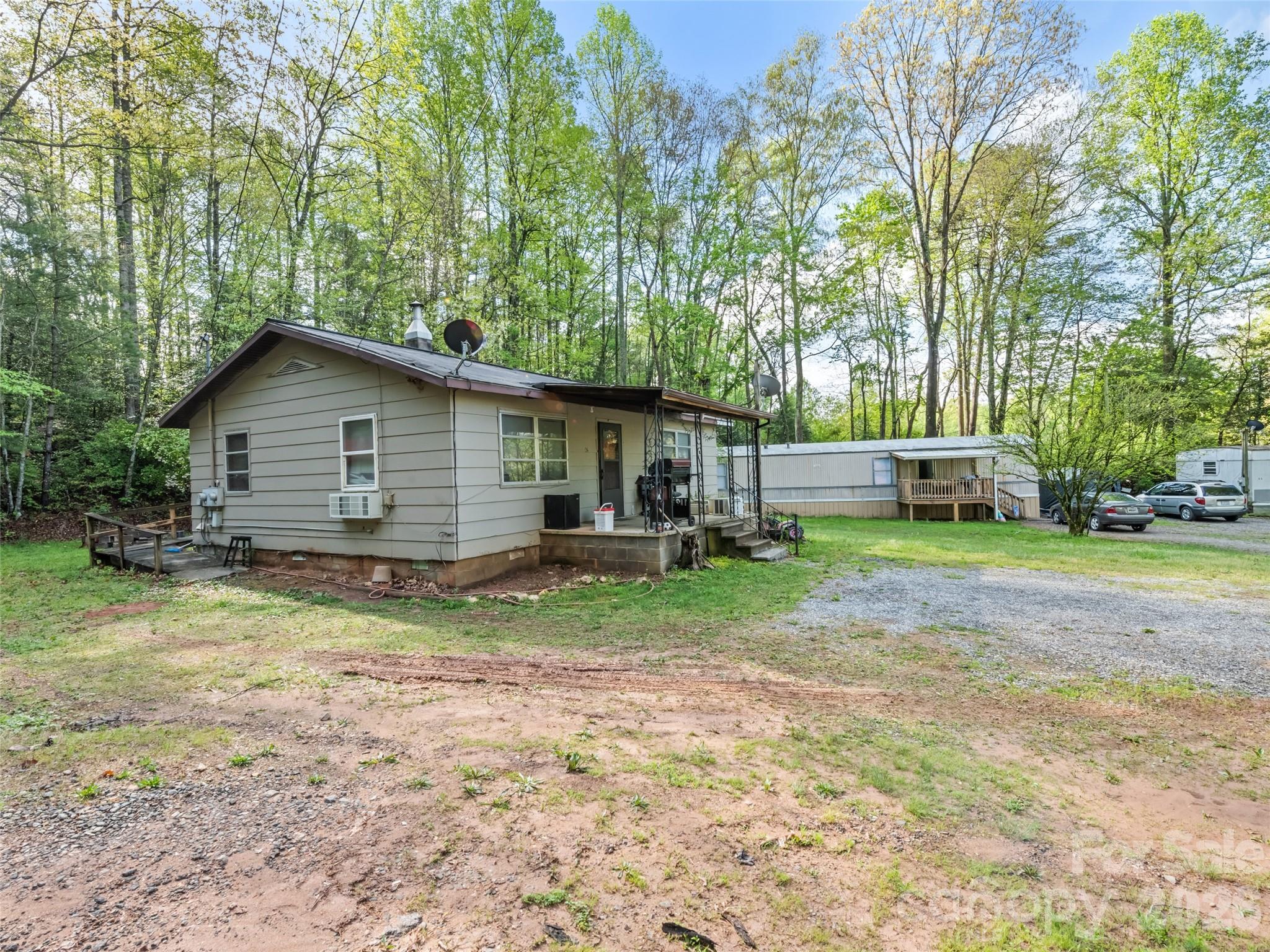 42 Violet Drive — photo