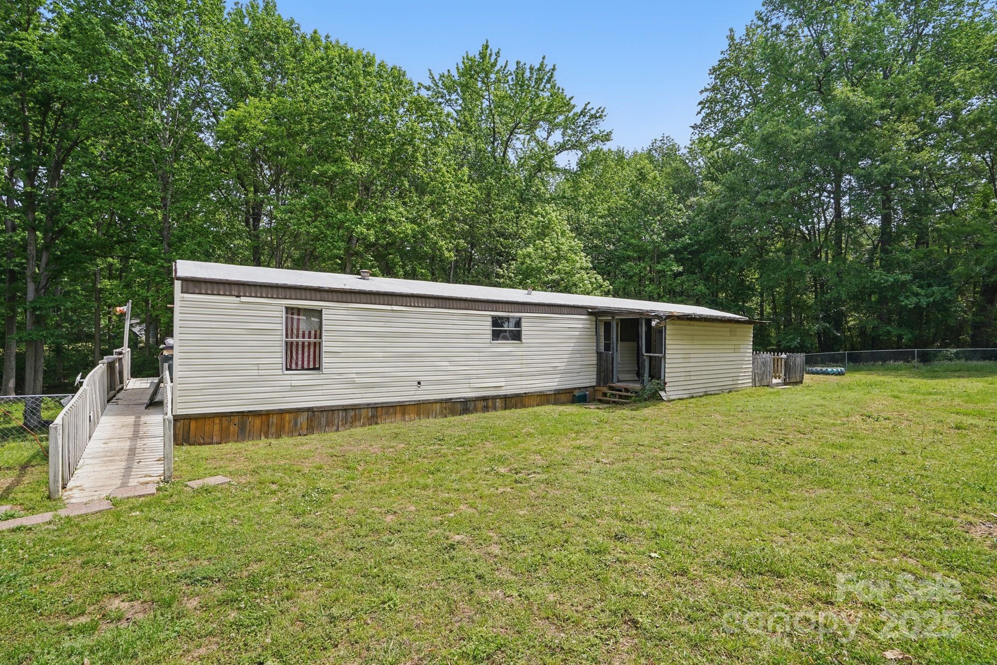 10420 Silver Mine Road — photo