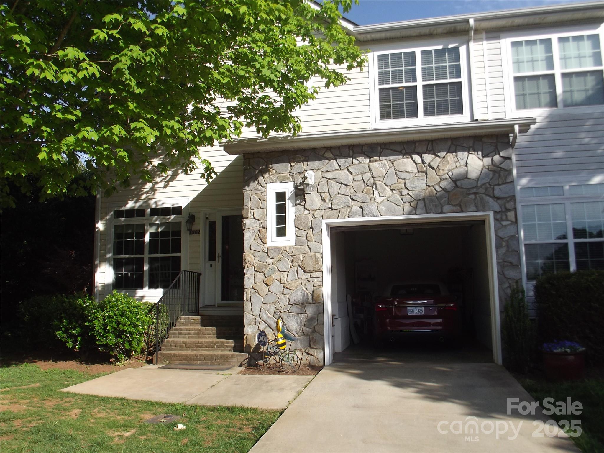 1502 Mulberry Ridge Drive 1 — photo