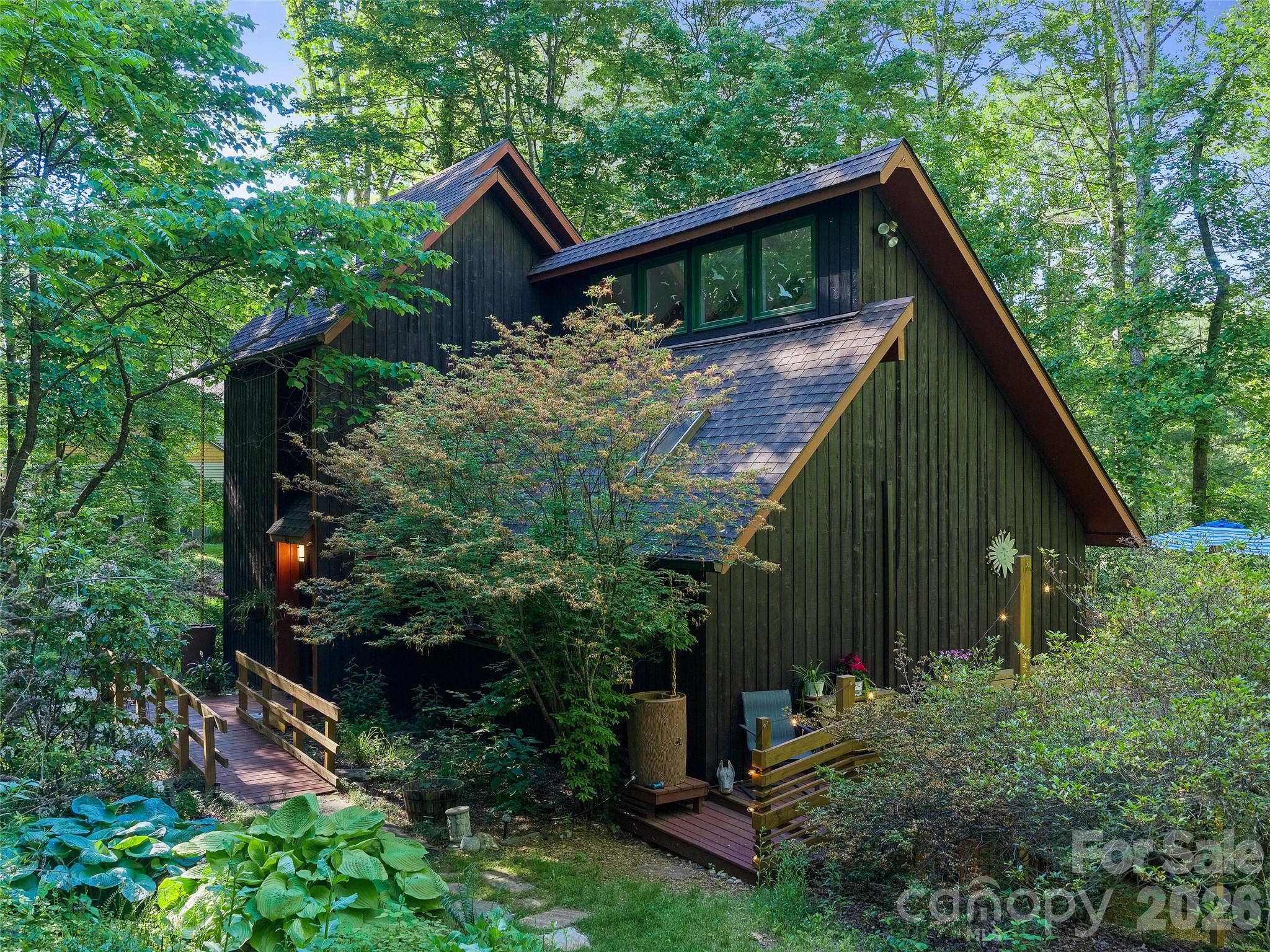 278 Mount View Drive — photo