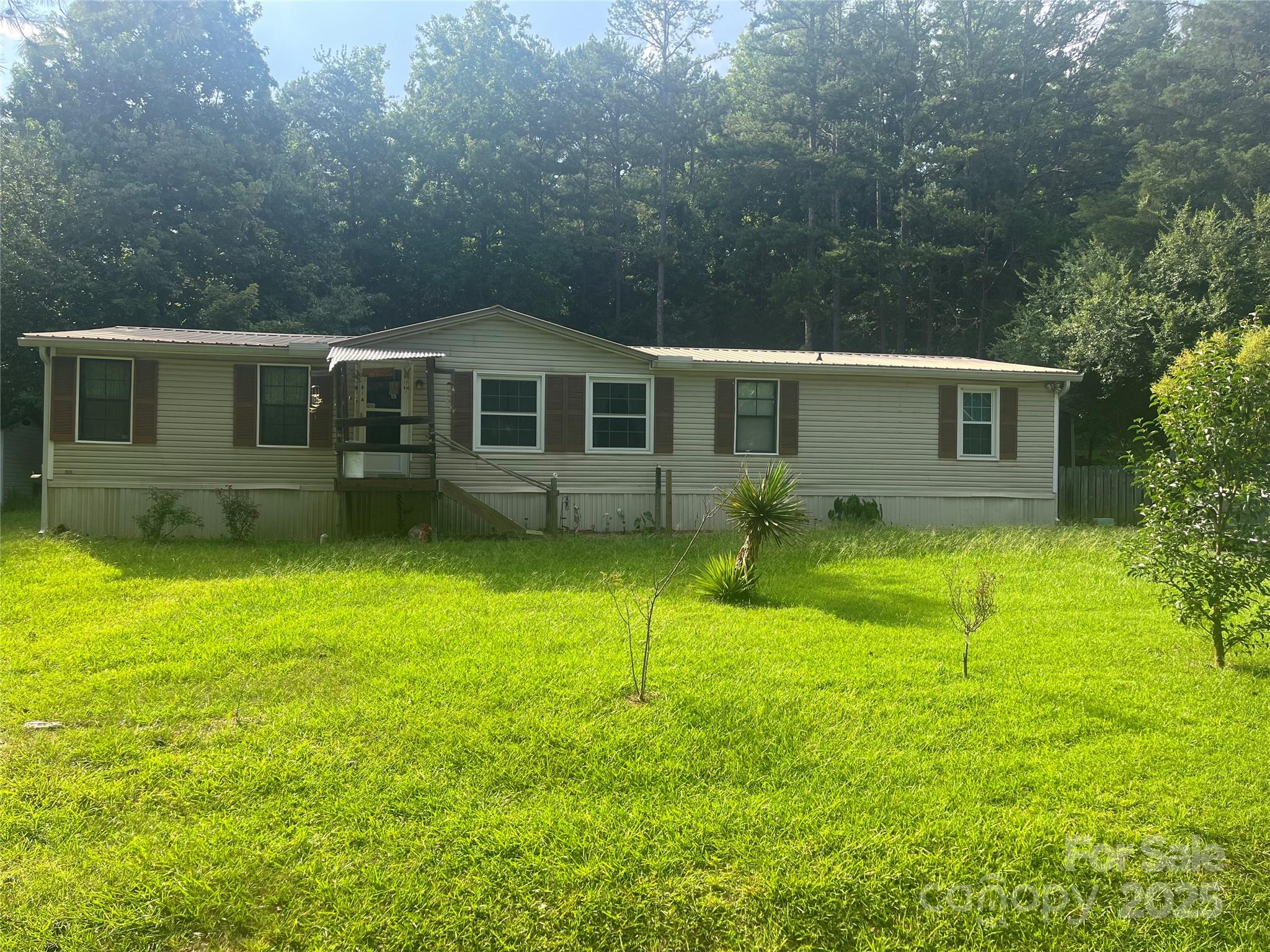 12414 Buxton Drive — photo