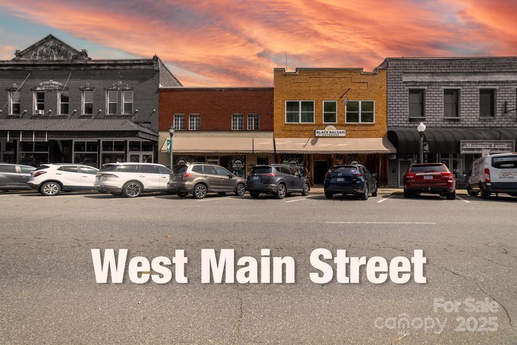 562 W Main Street — photo