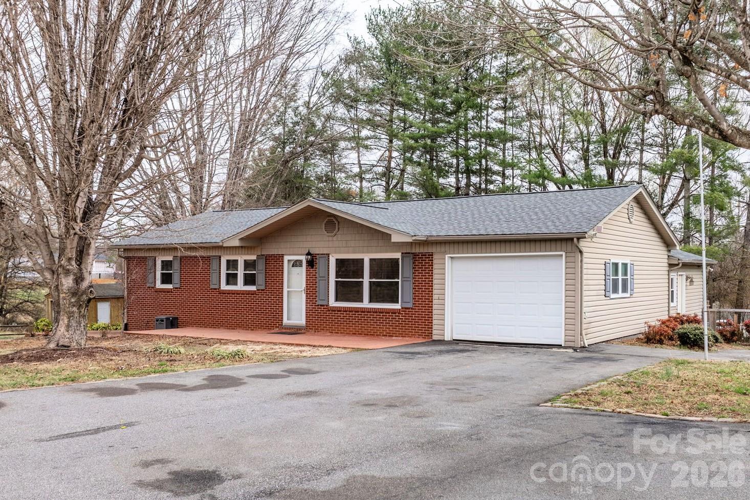 309 Sheldon Street — photo