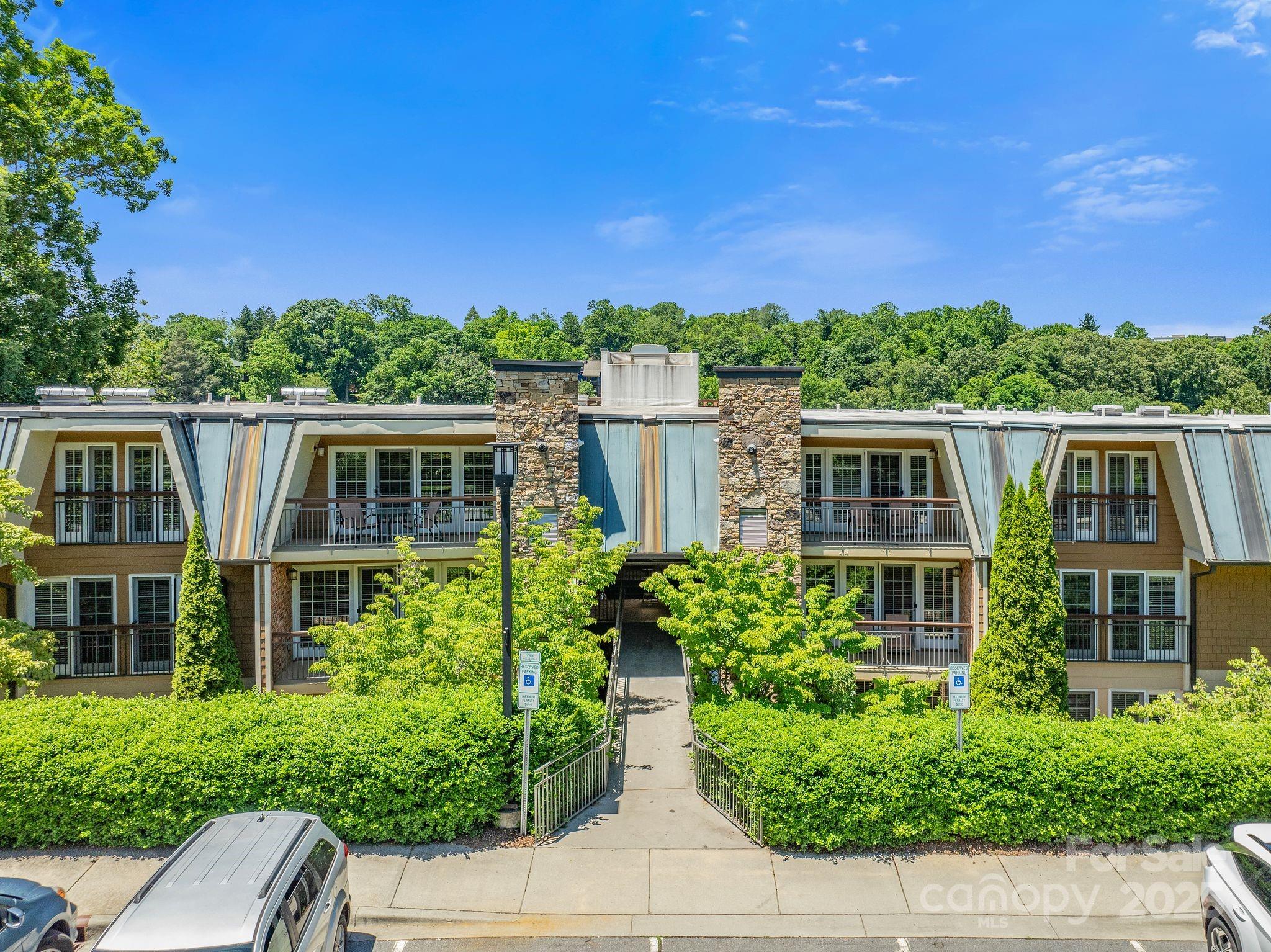 111 Bowling Park Road 111 — photo