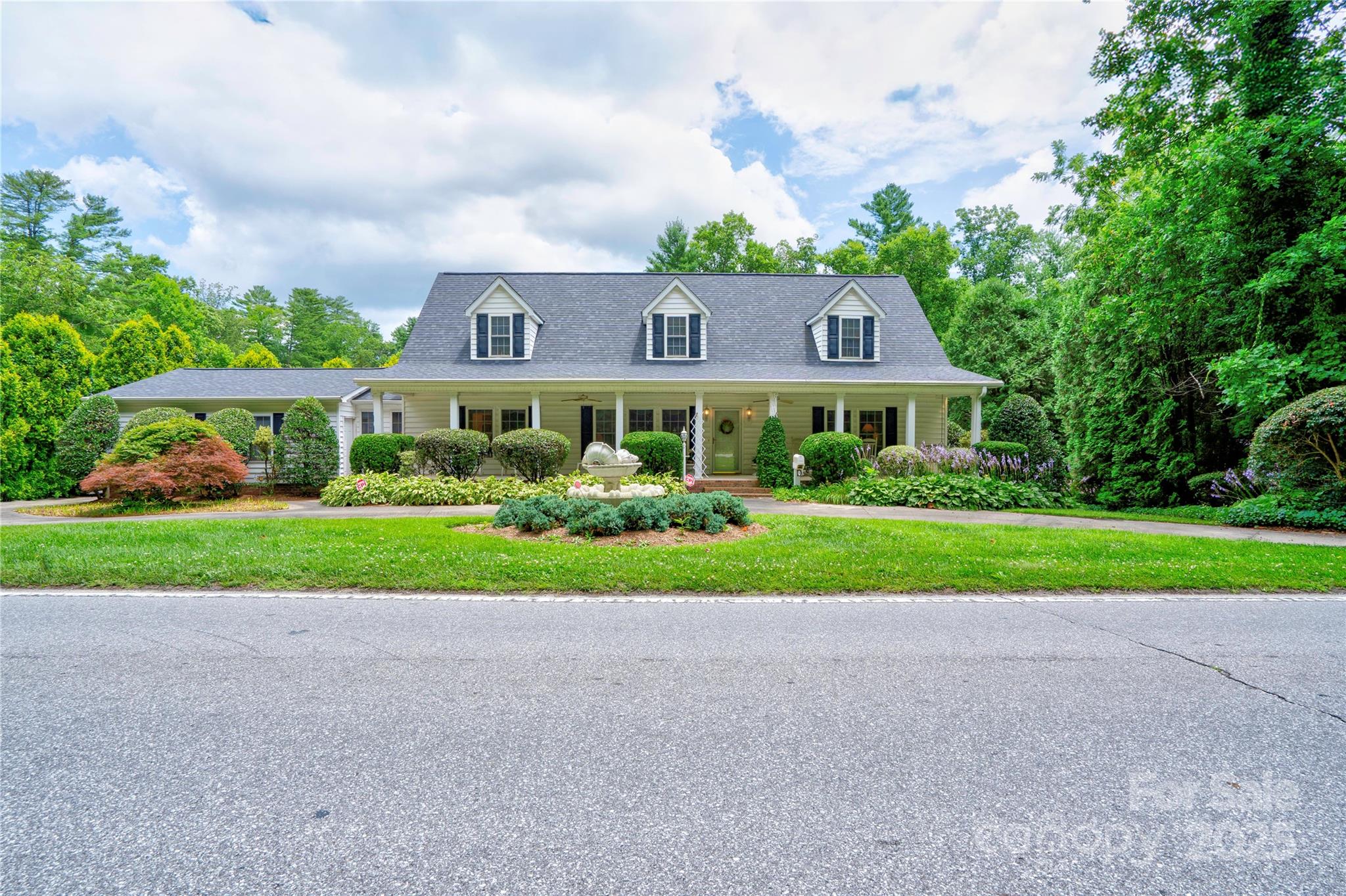 2606 Greenville Highway — photo