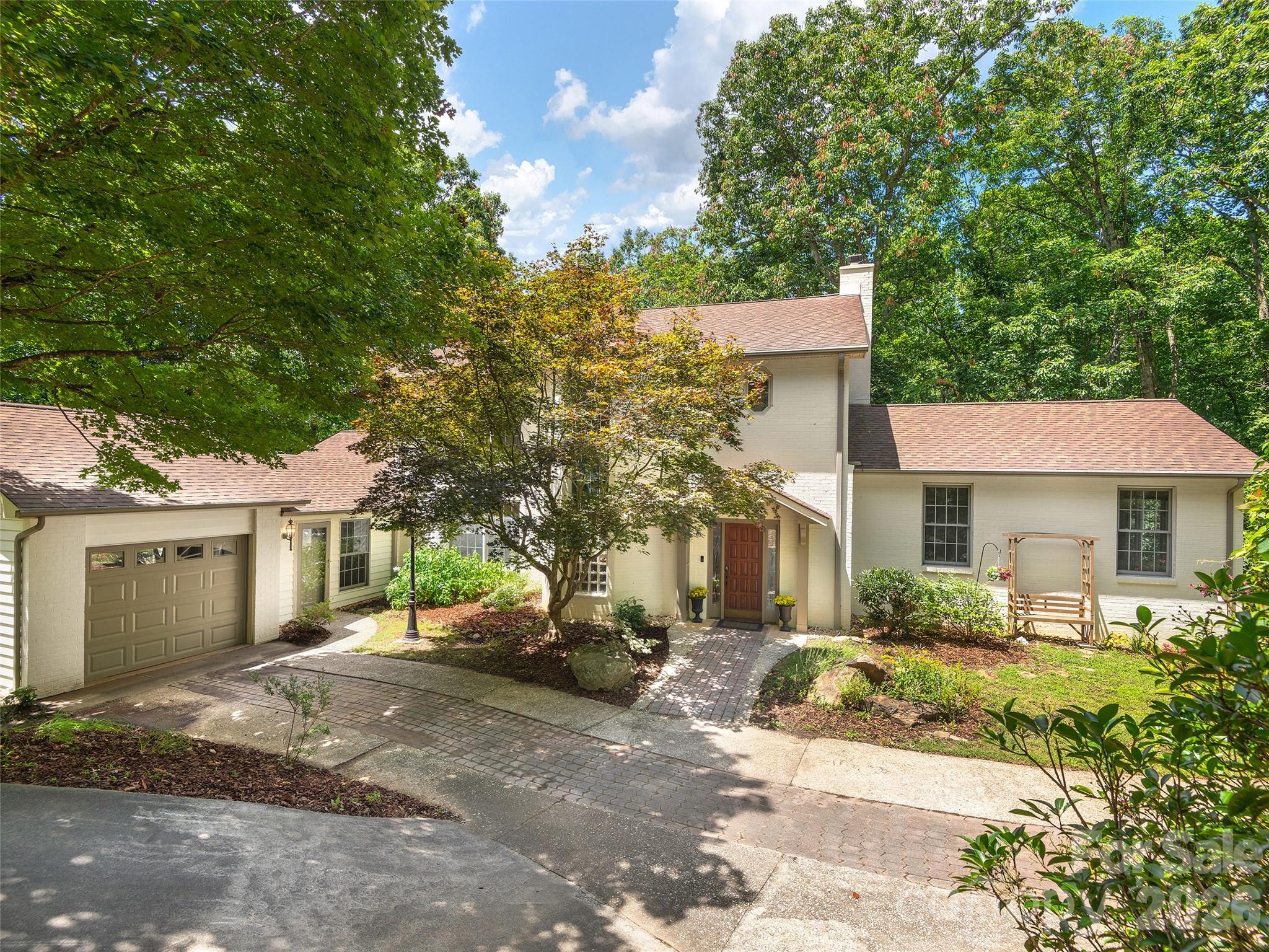608 Upper Sondley Drive — photo