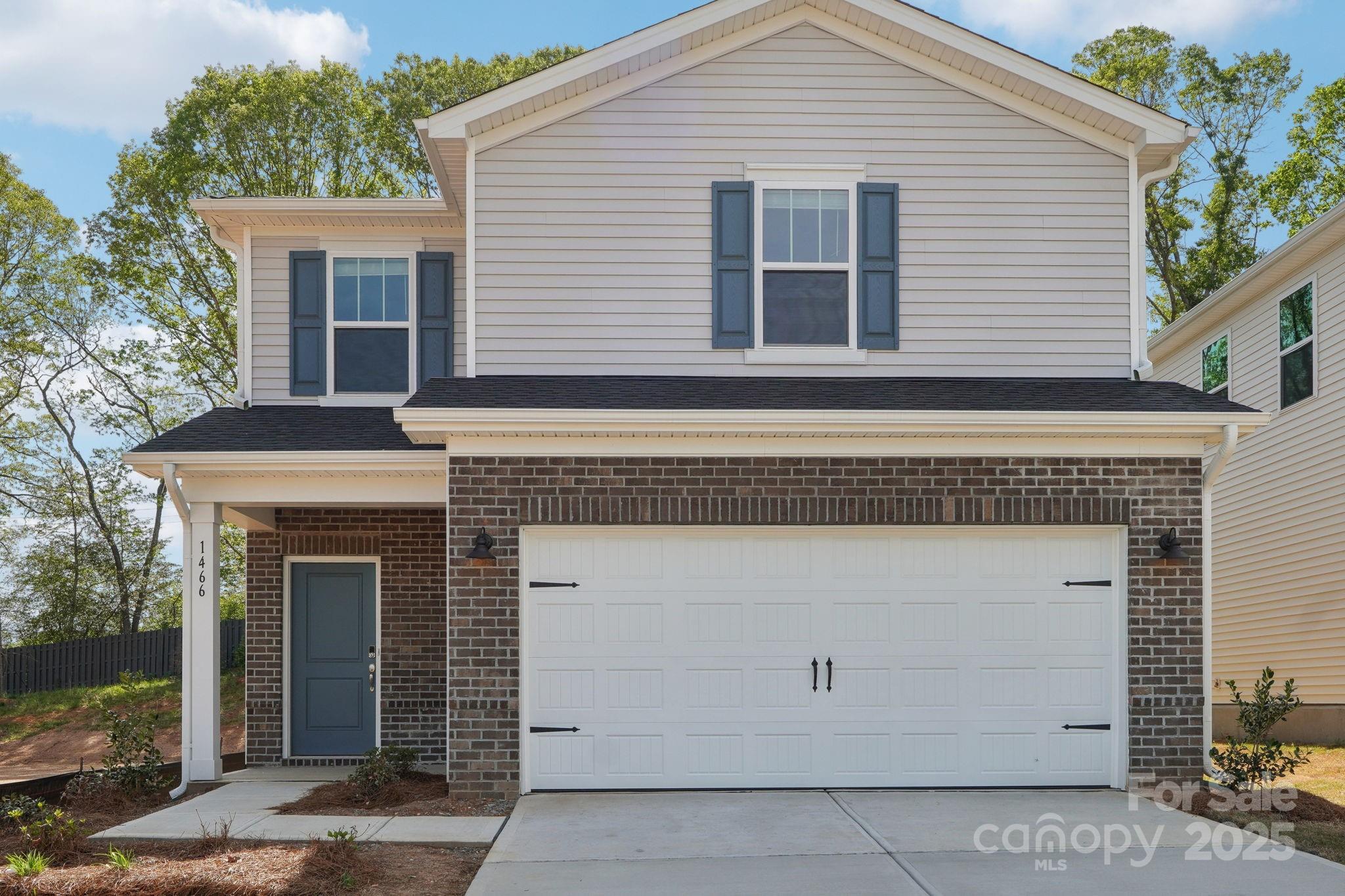 301 Alden Court — photo