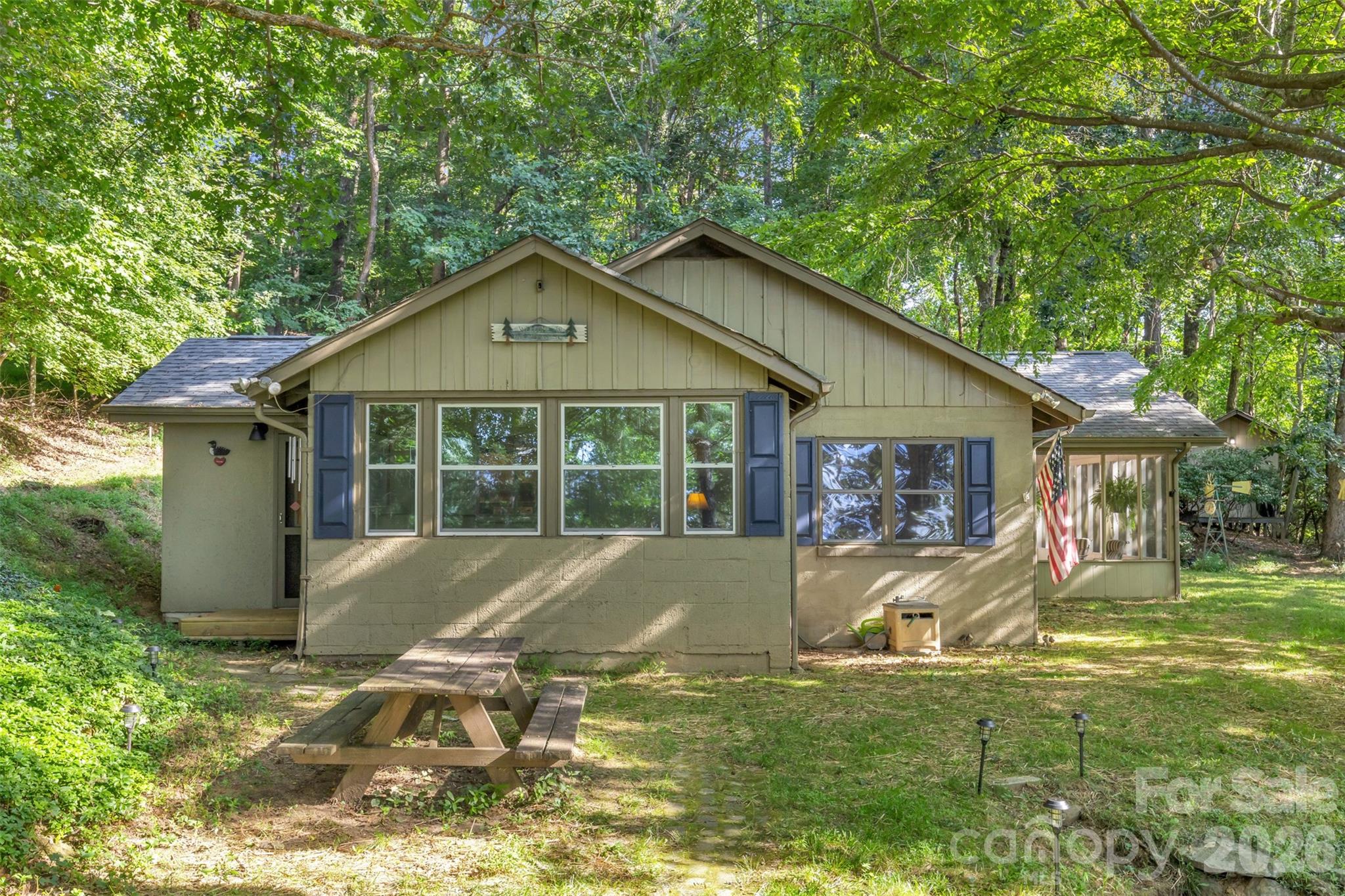 3605 Skyuka Mountain Road — photo