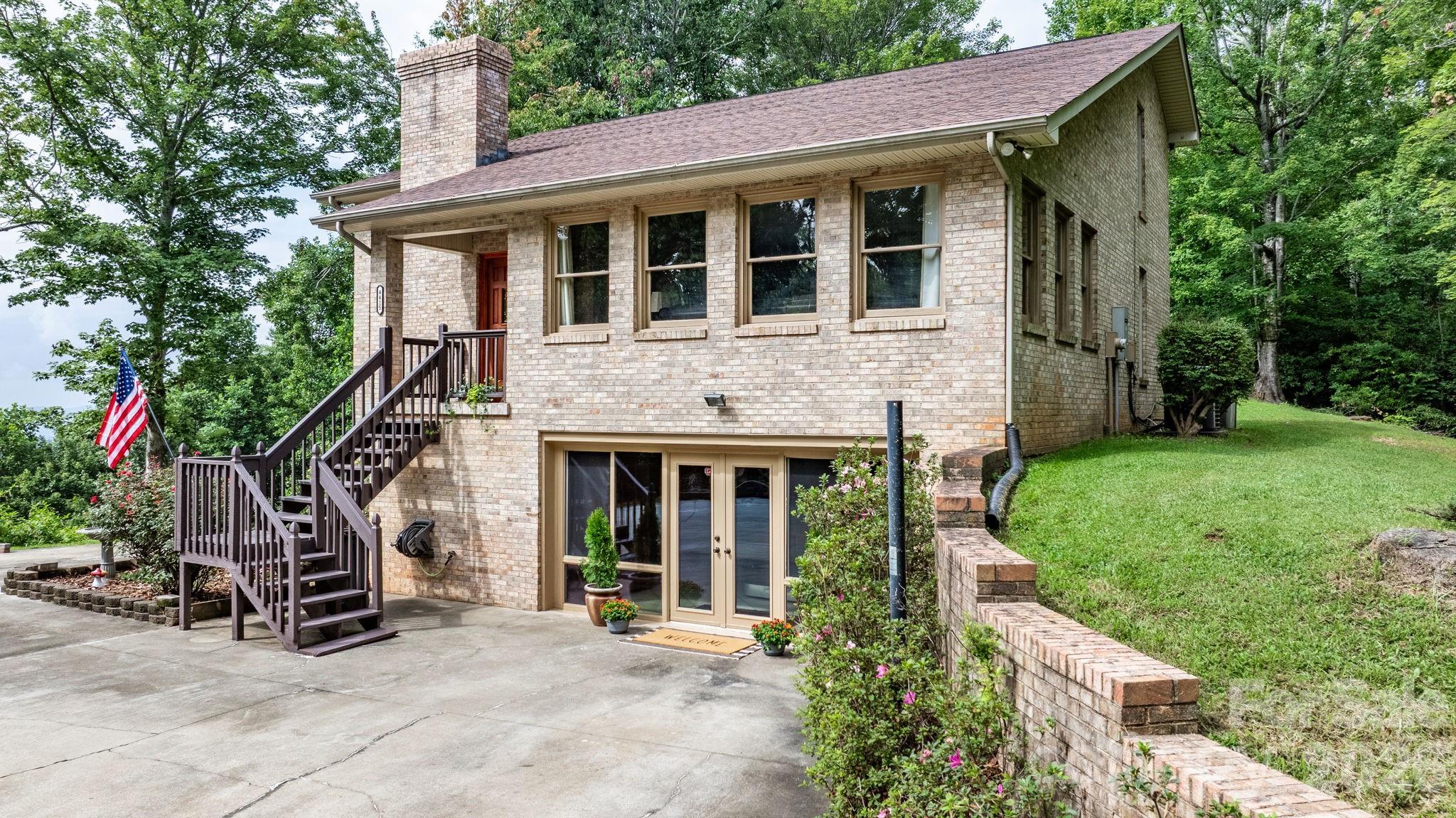 4415 Laurel Ridge Drive — photo