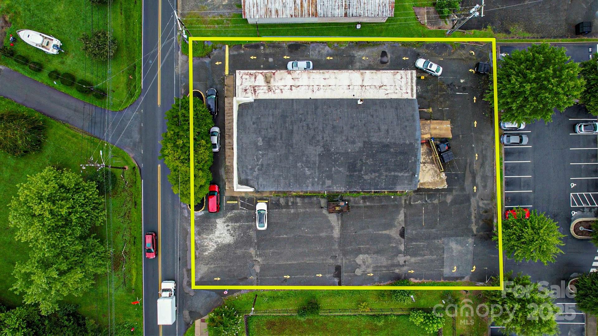 101 Old Hendersonville Highway — photo