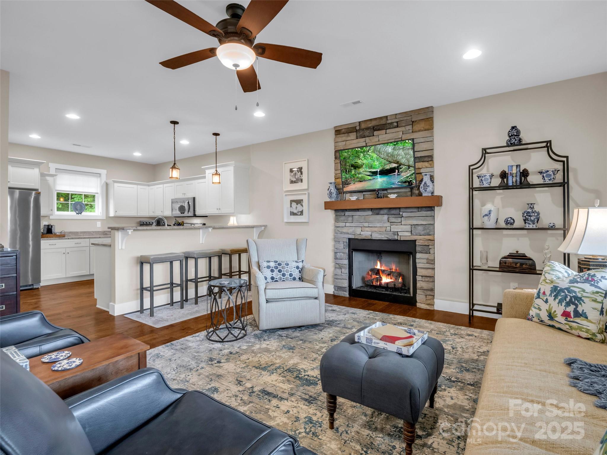 148 Red Hawk Knoll 12 — photo
