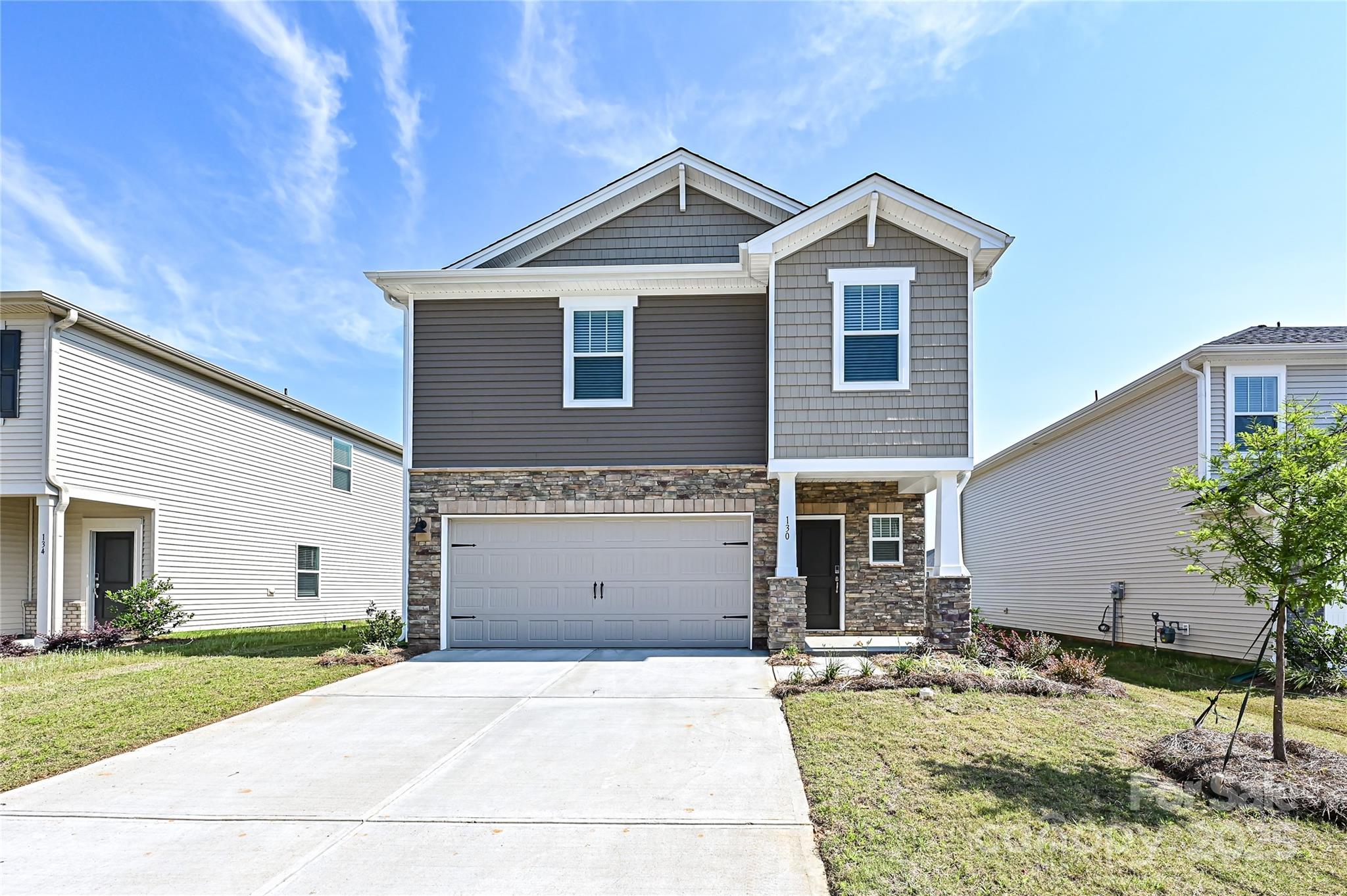 219 Alden Court — photo