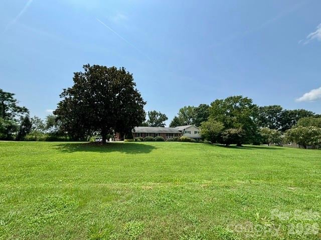 3319 Humphries Road — photo