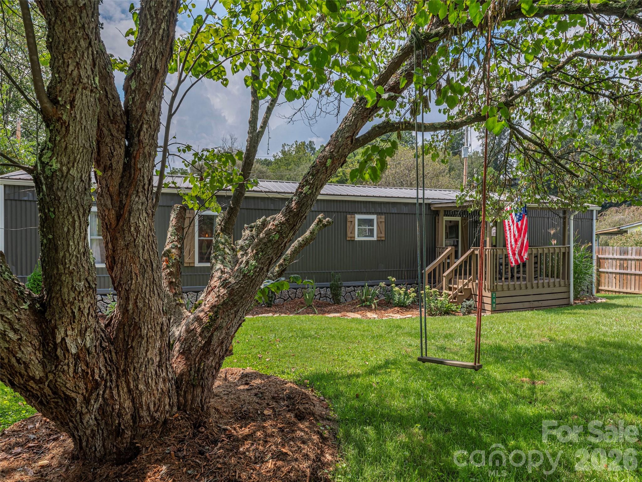 248 Max Thompson Road — photo