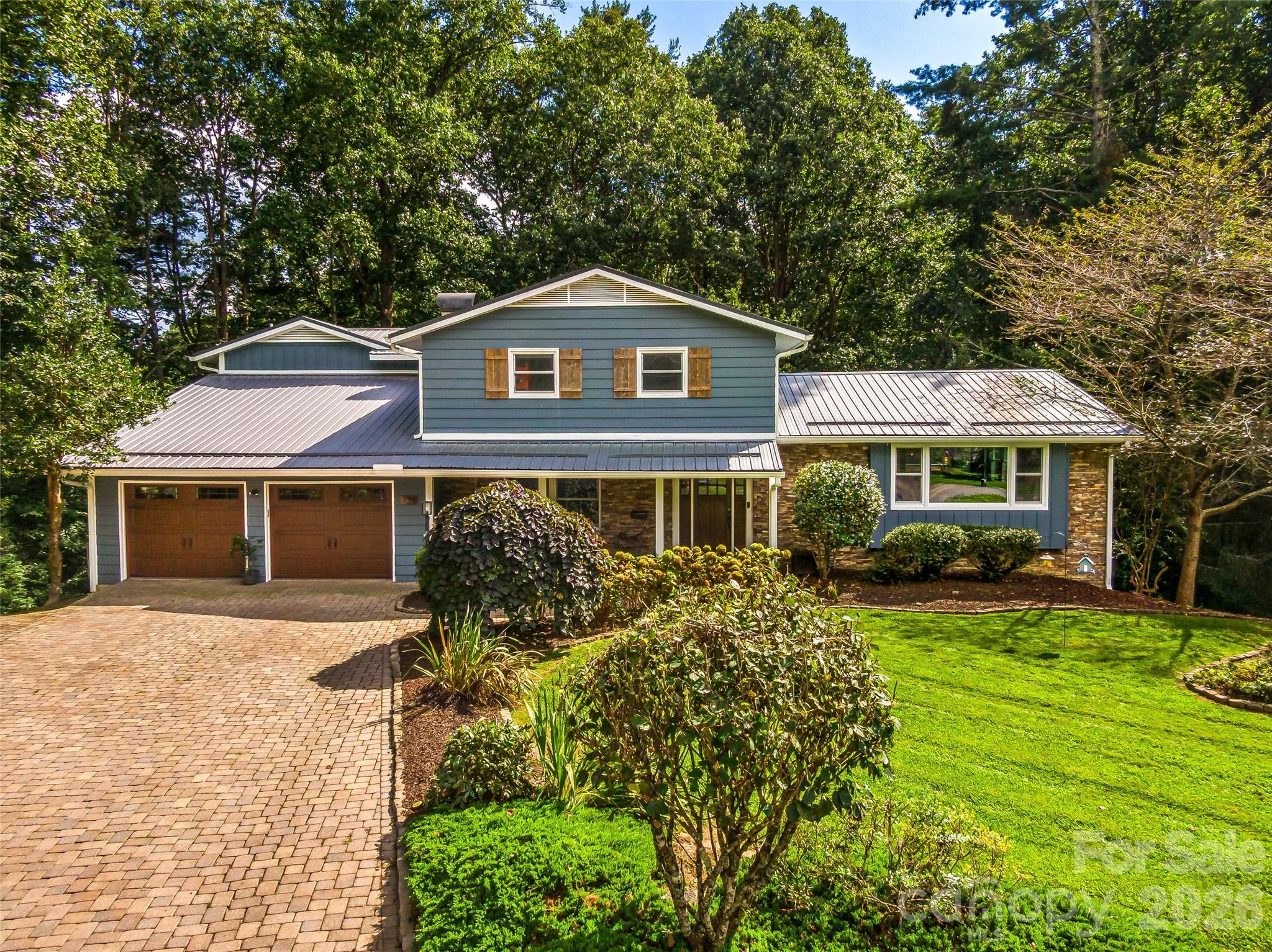 135 Dogwood Drive — photo