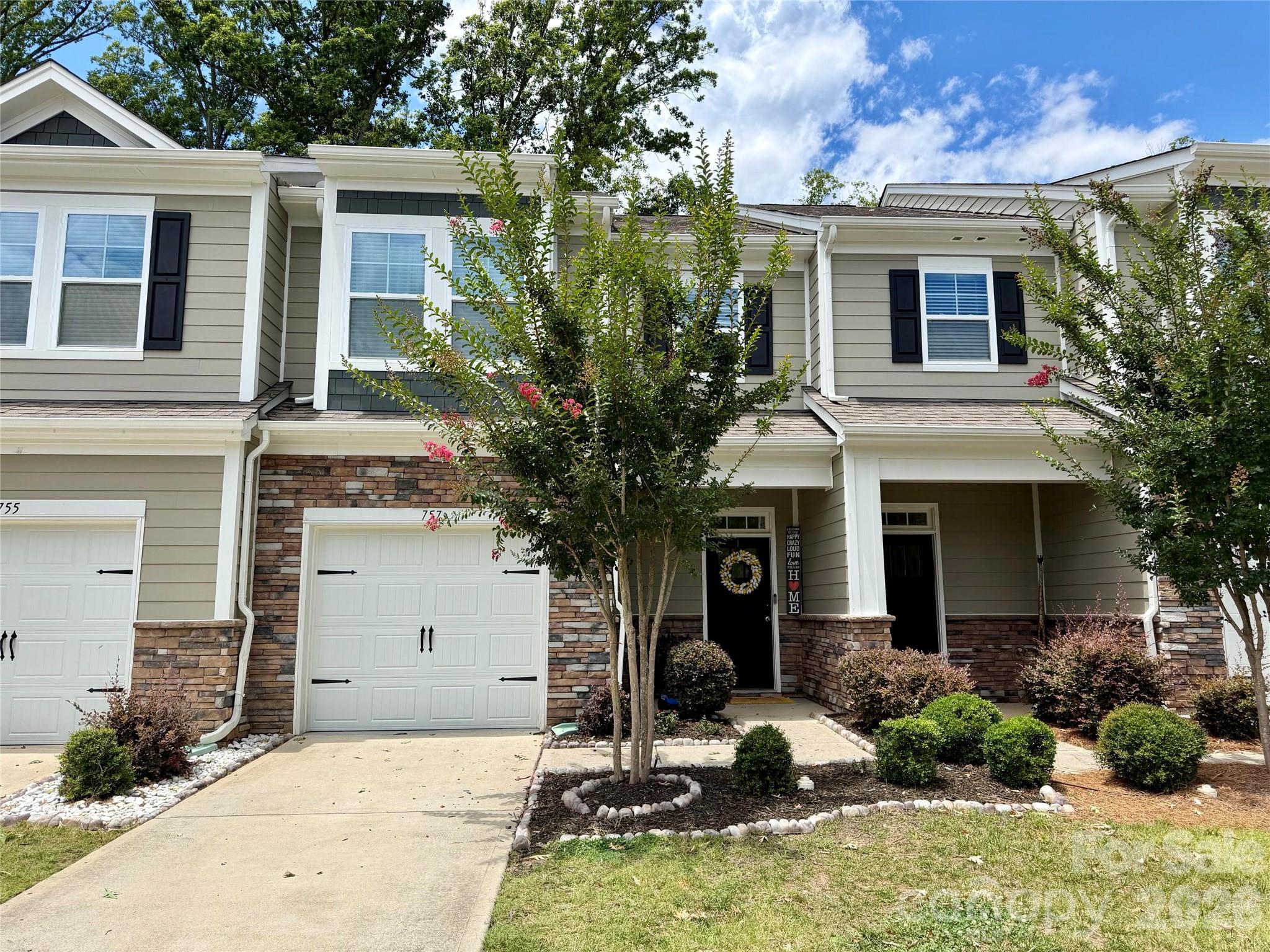 757 Little Bluestem Drive — photo