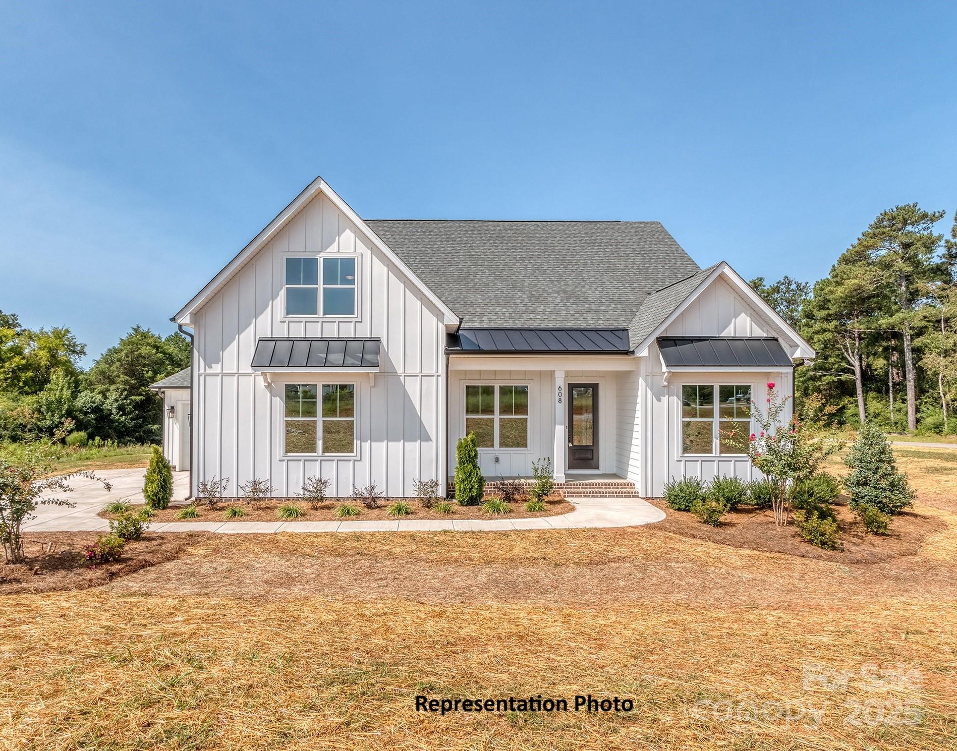 5042 Carolina North Drive — photo