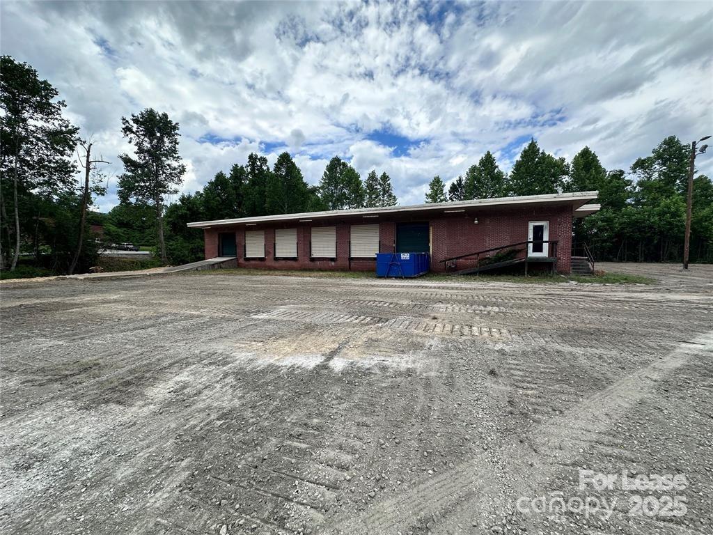 2324 US 70 Highway — photo
