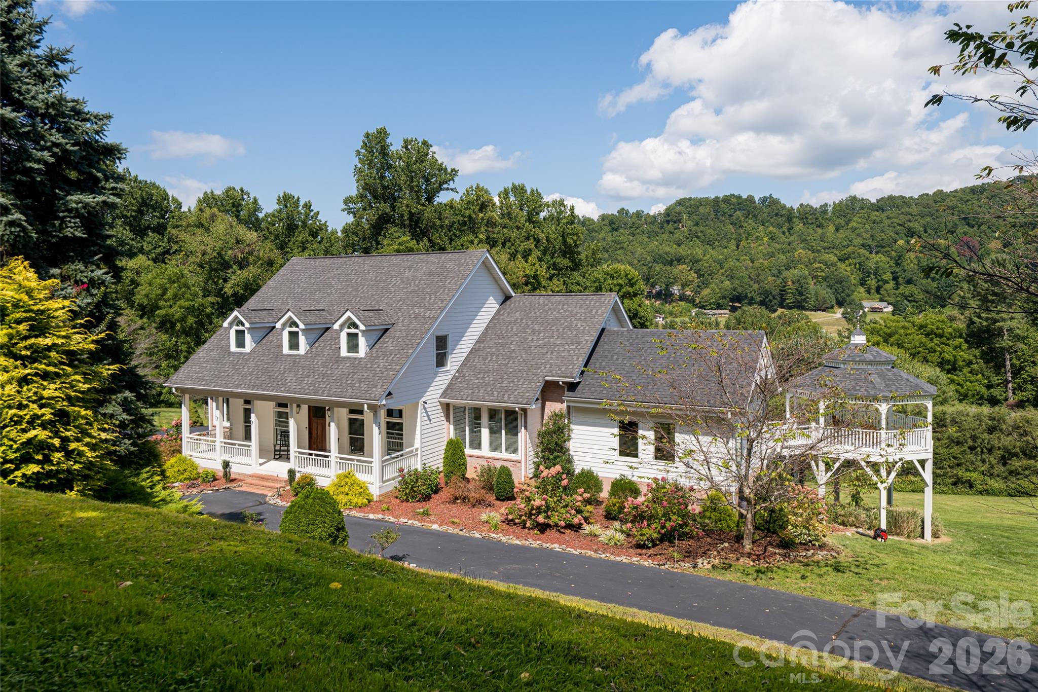 208 Parrish Farm Road — photo