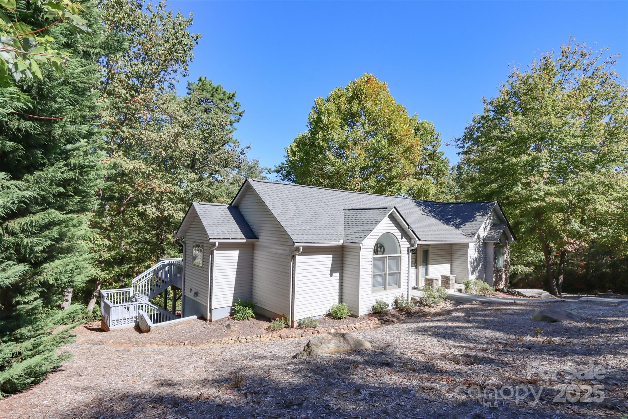 110 Lakewood Drive — photo