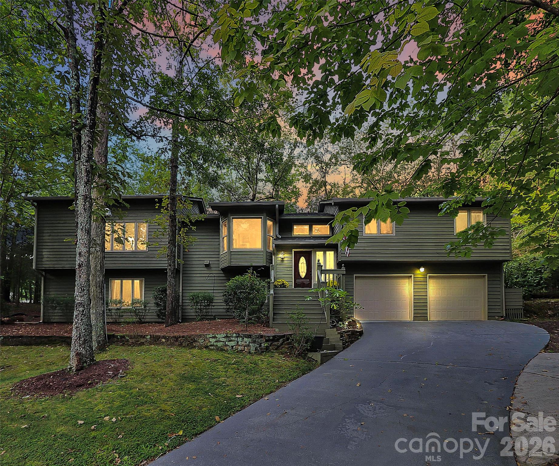 16 Woodvine Lane — photo