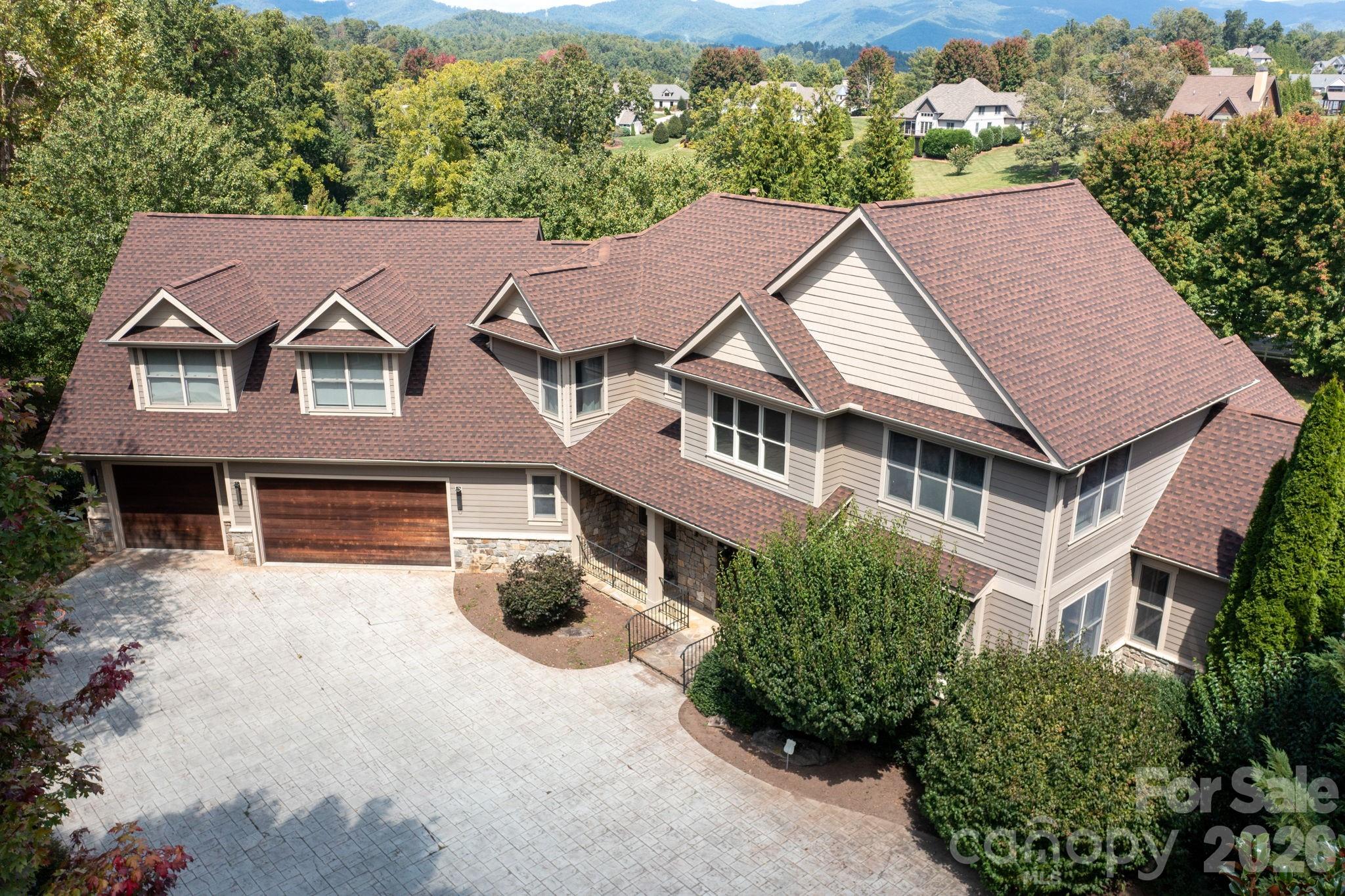 31 Bradford Vistas Drive — photo
