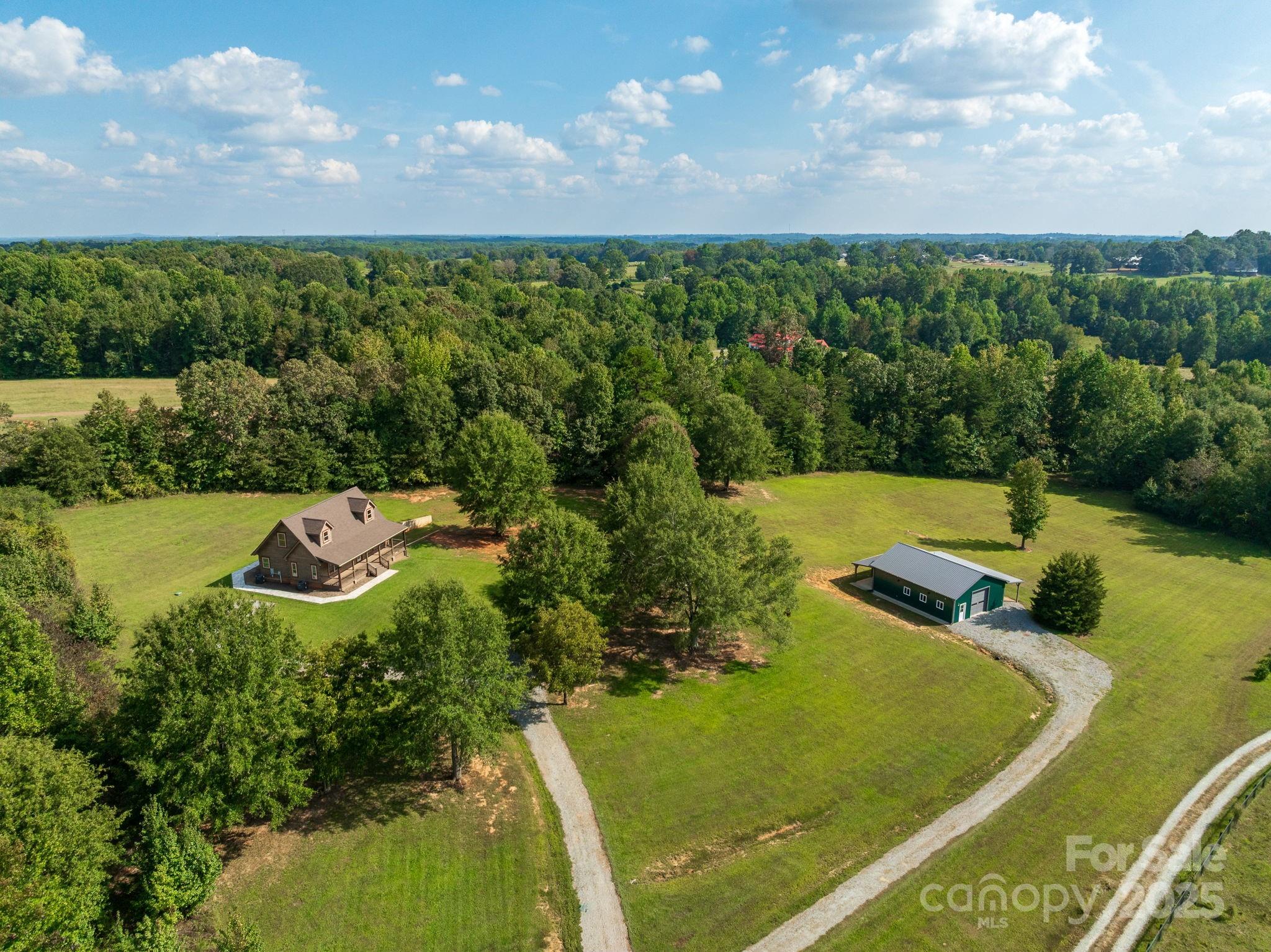 185 Robinson Acres Lane — photo