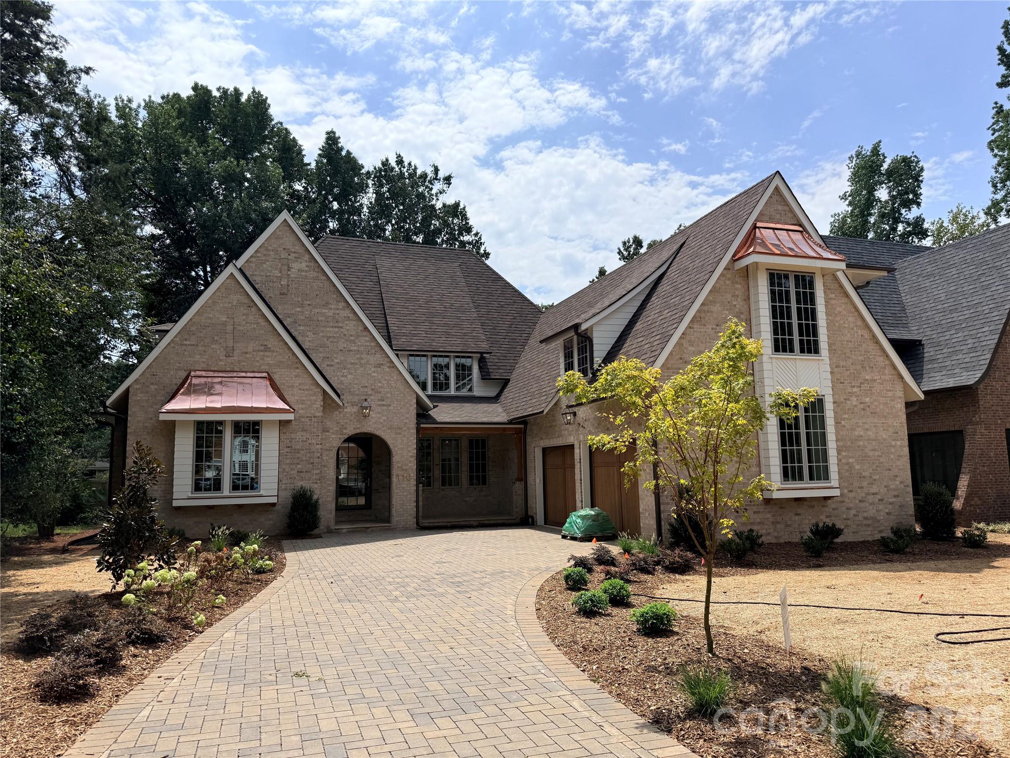 110 Hunter Lane — photo