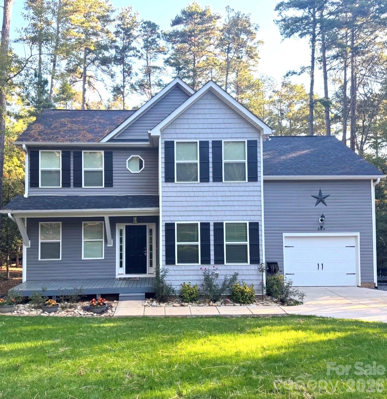 589 Newport Drive — photo