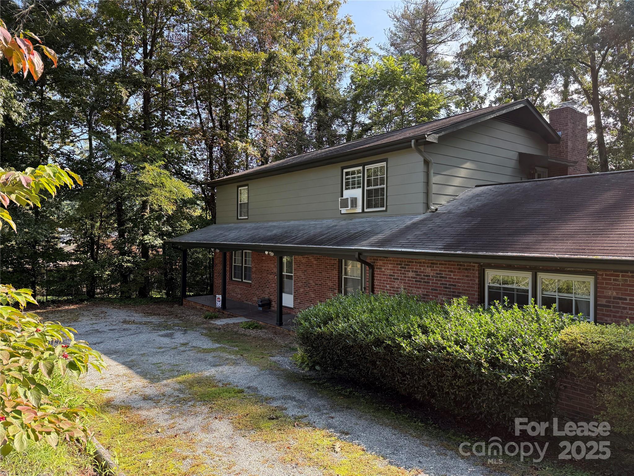 200 Daniel Drive — photo