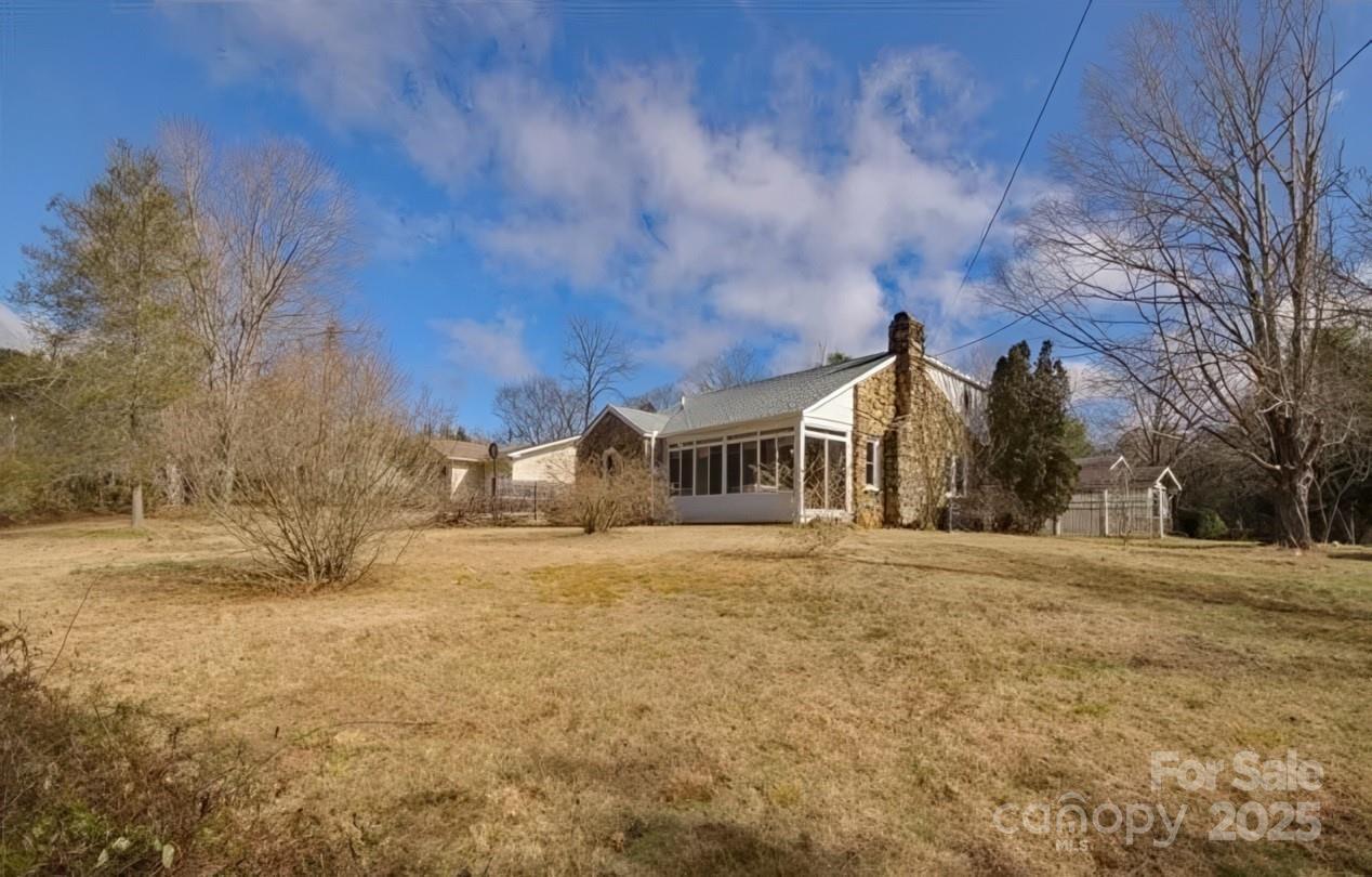365 Old Haw Creek Road — photo