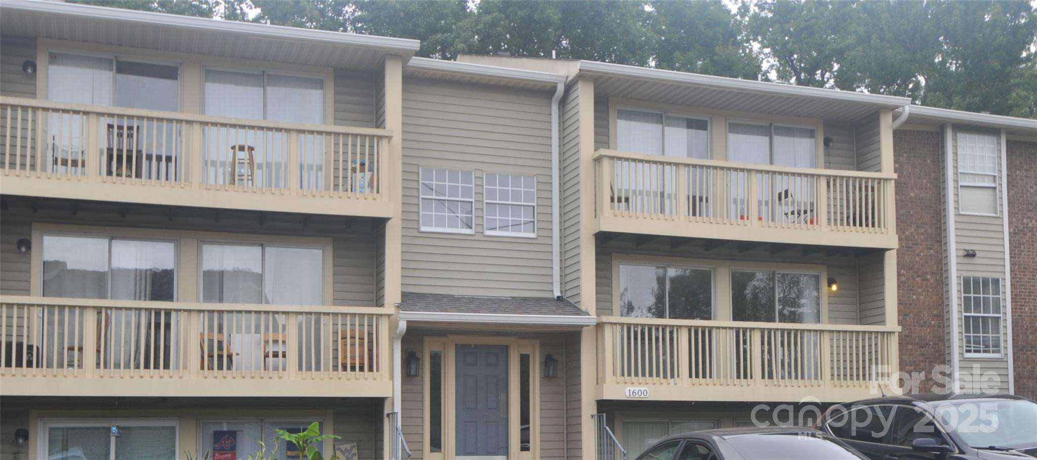 1614-H Arlyn Circle — photo