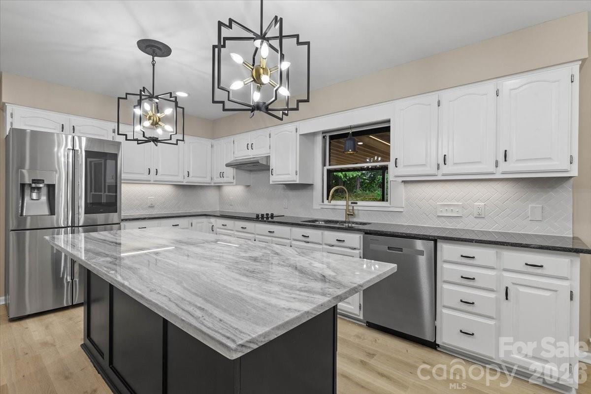 5916 Cashion Road — photo