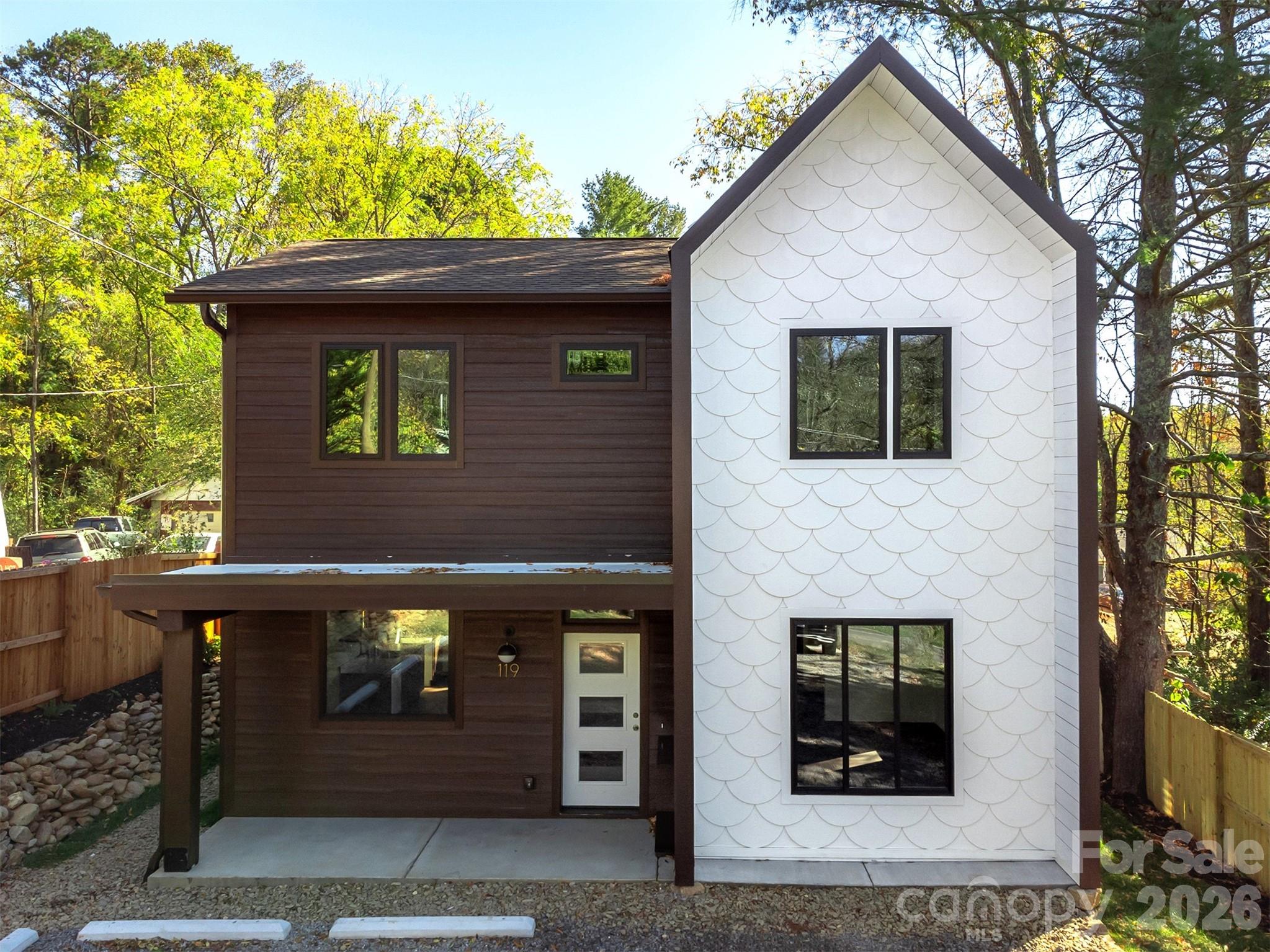 119 N Bear Creek Road — photo