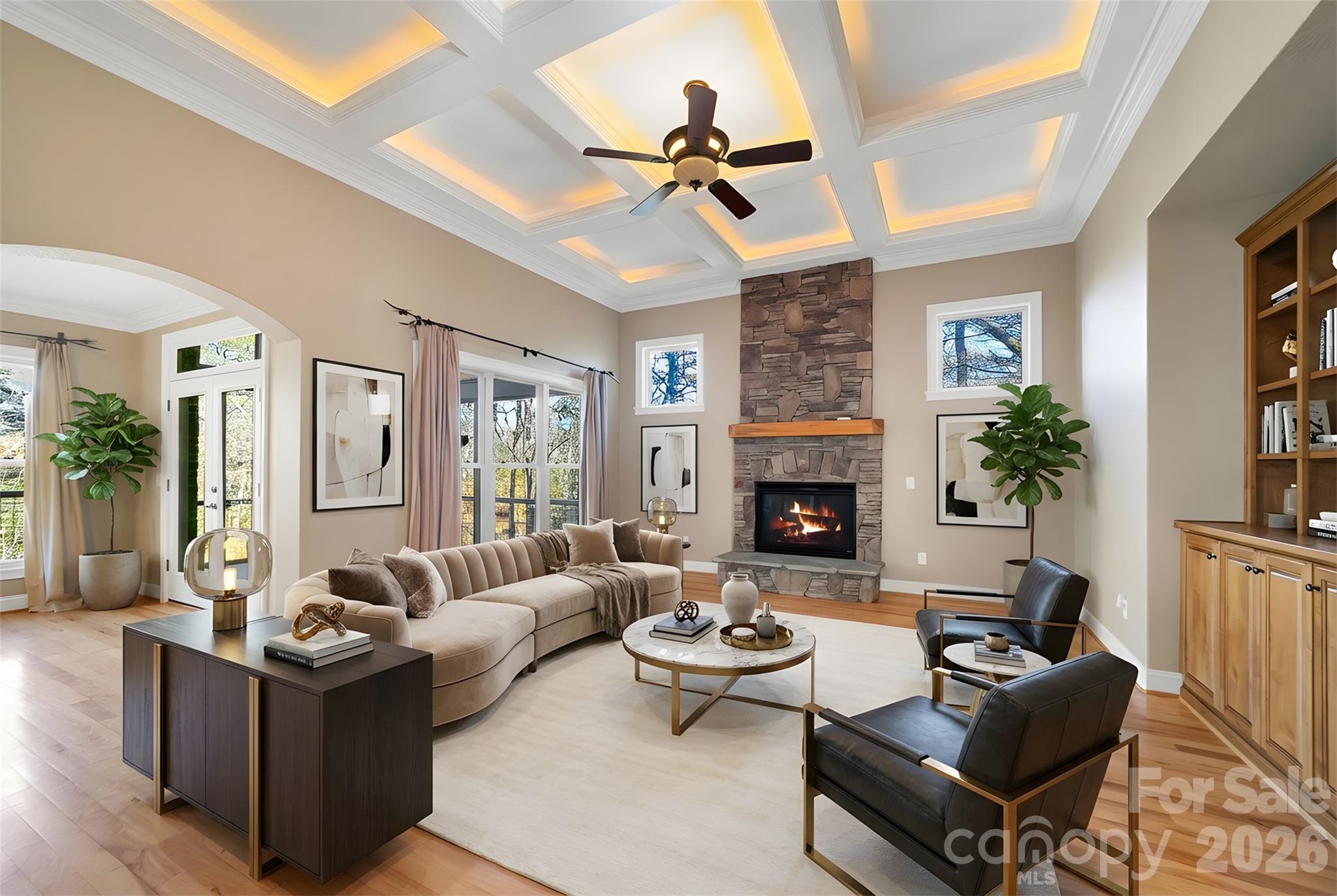 886 Soquili Drive — photo