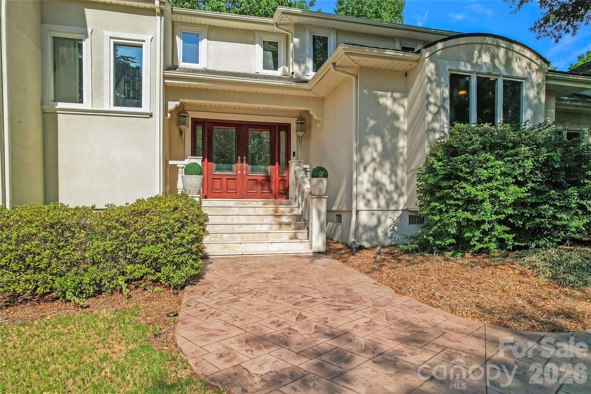 35 Heritage Drive — photo