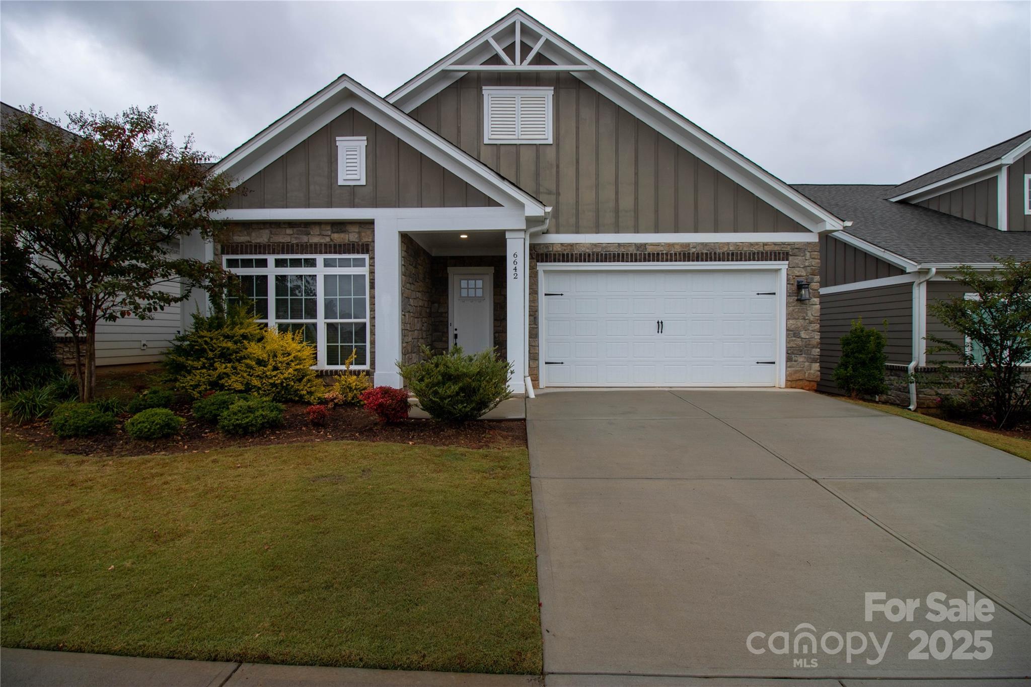 6642 Star Drive — photo
