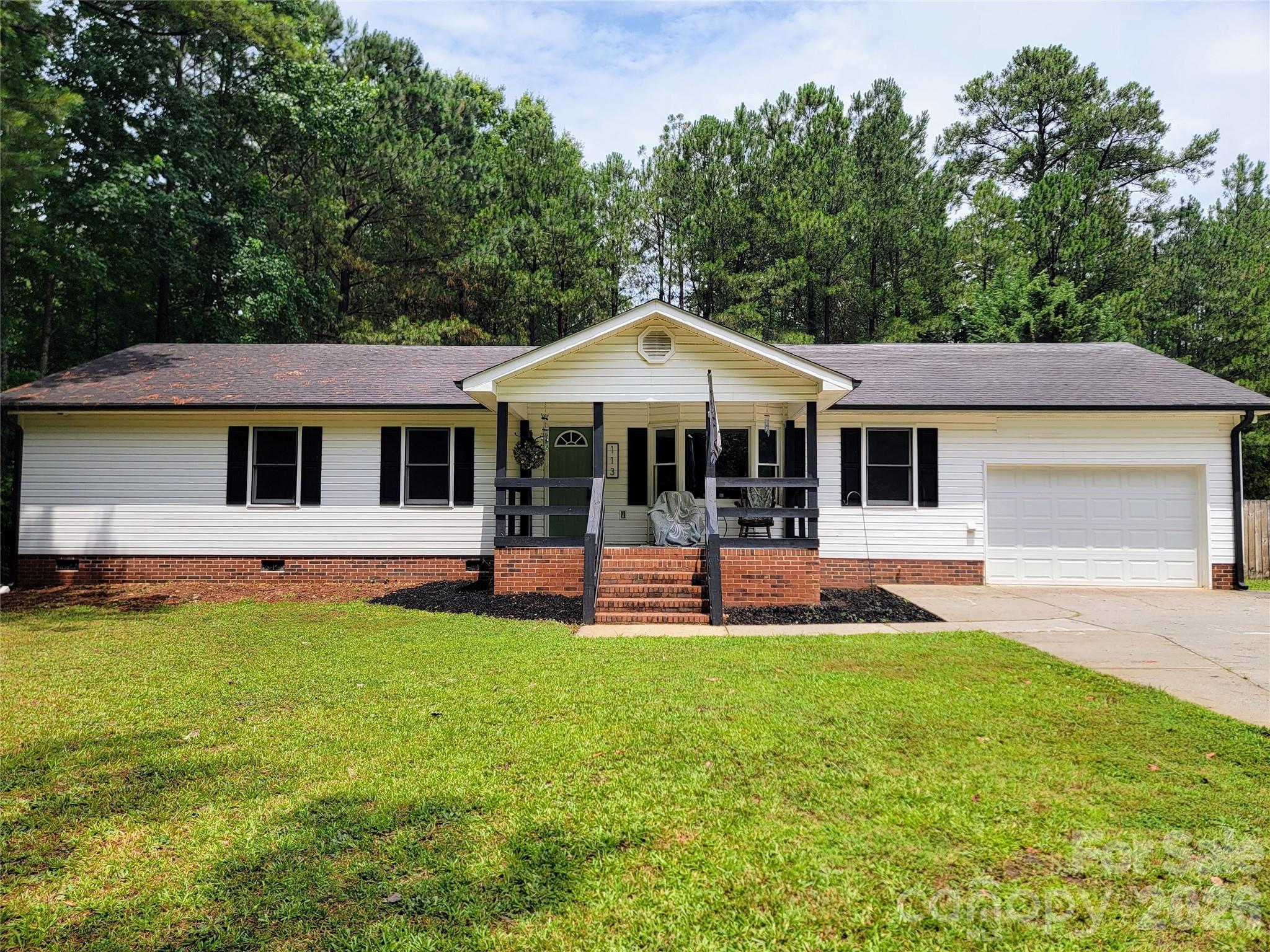 113 Tanager Drive — photo