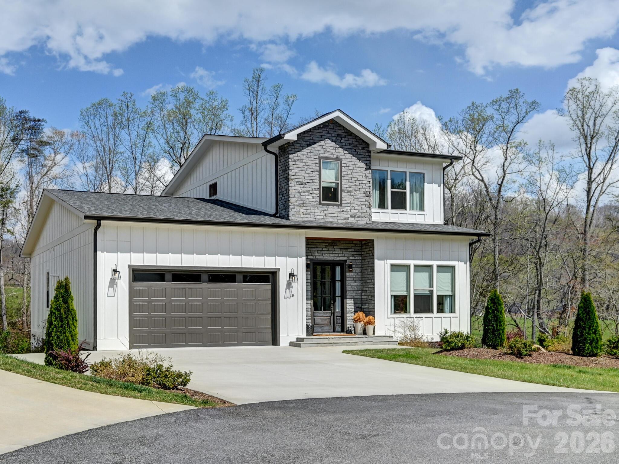 18 Sagewood Drive — photo