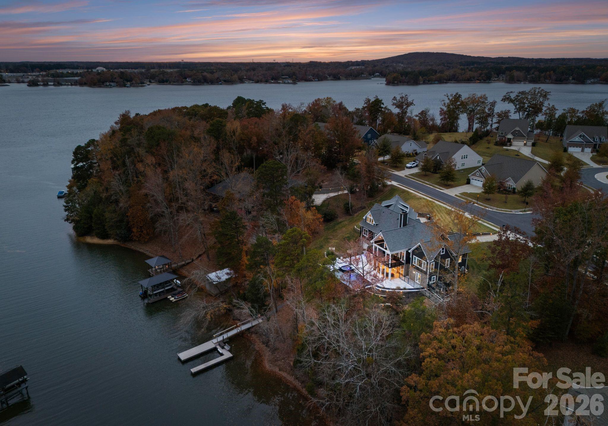16312 Cozy Cove Road — photo